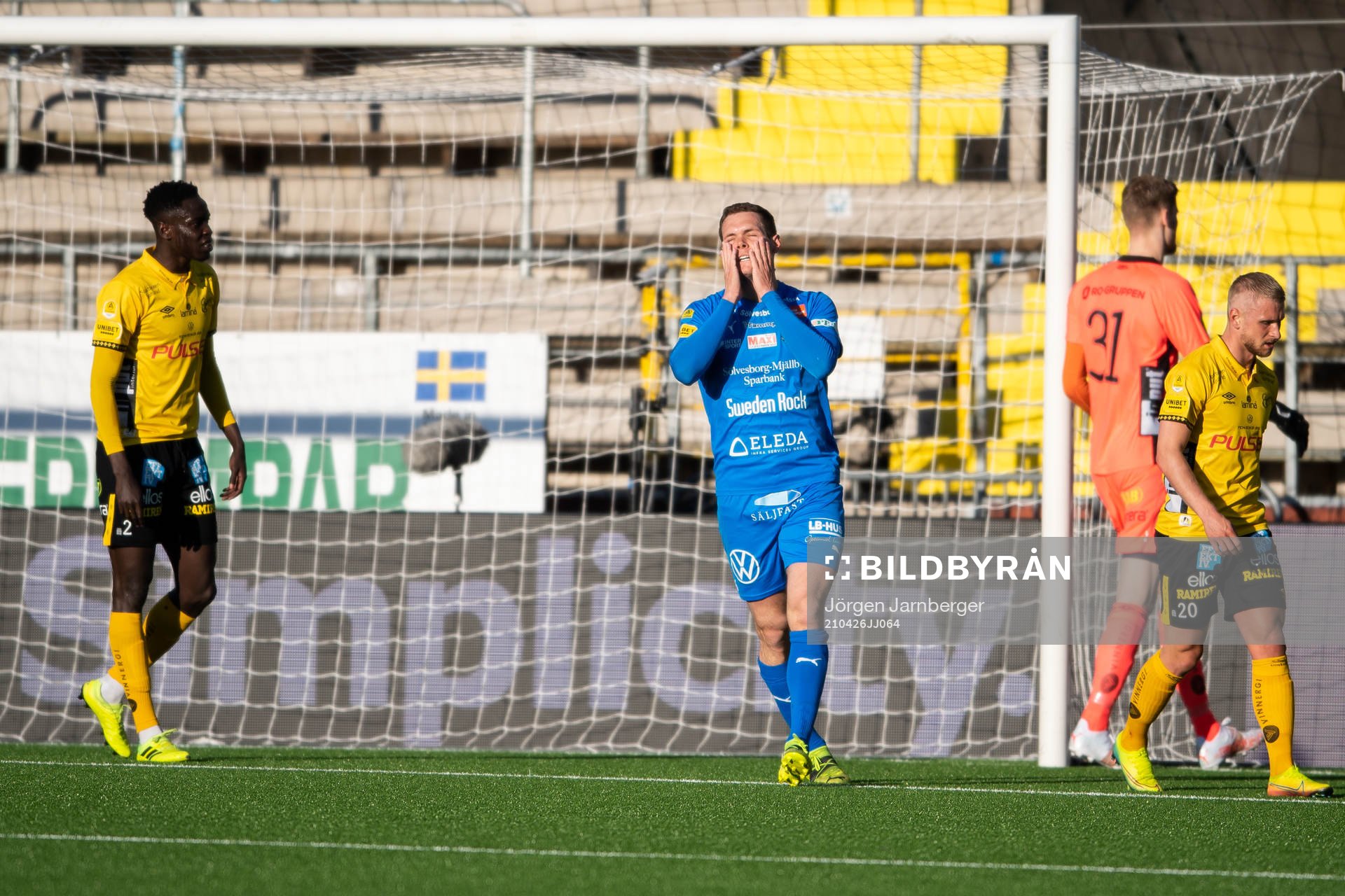 Mjällbys Jacob Bergström deppar