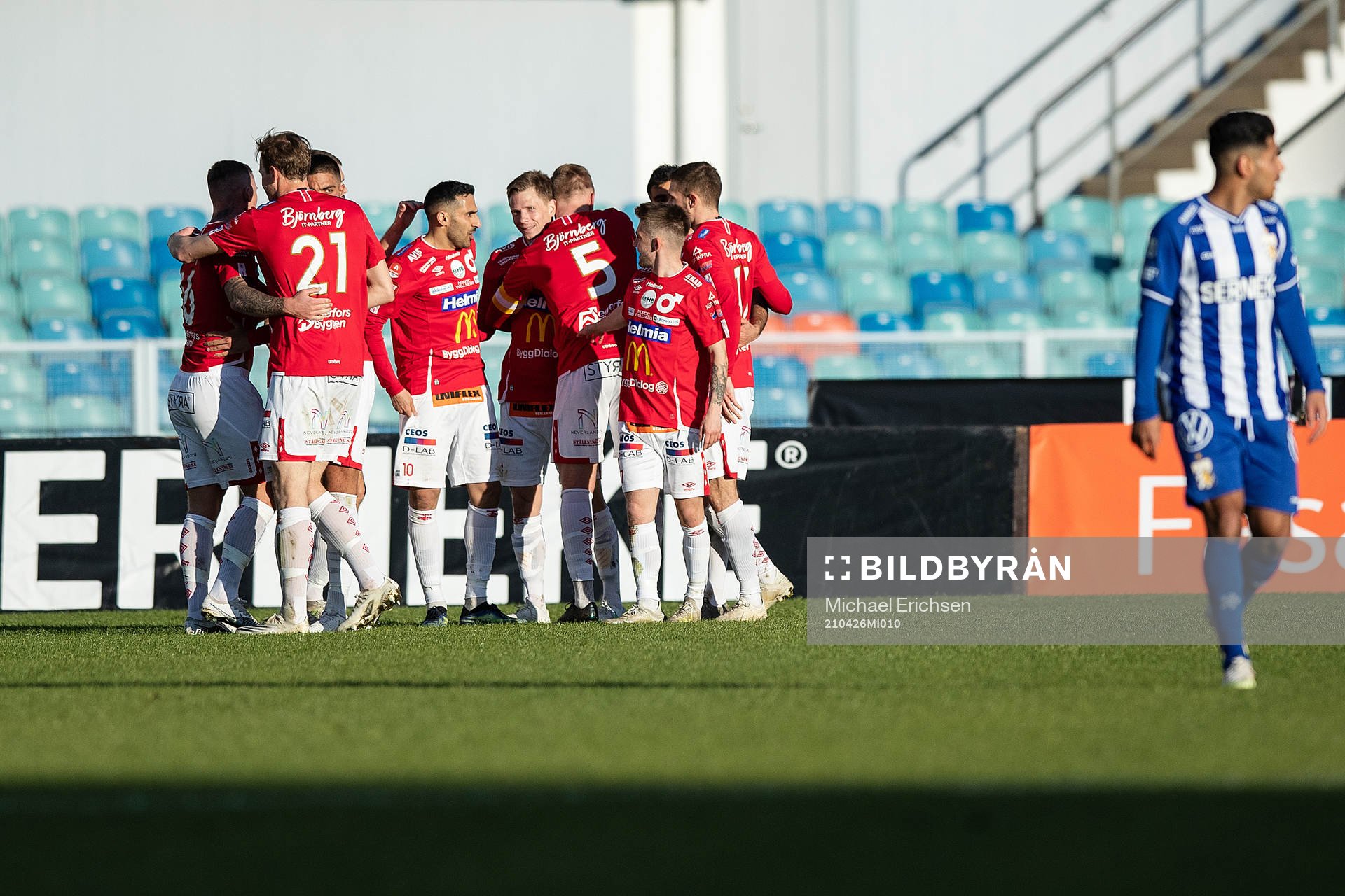 Degerfors Johan Bertilsson jublar