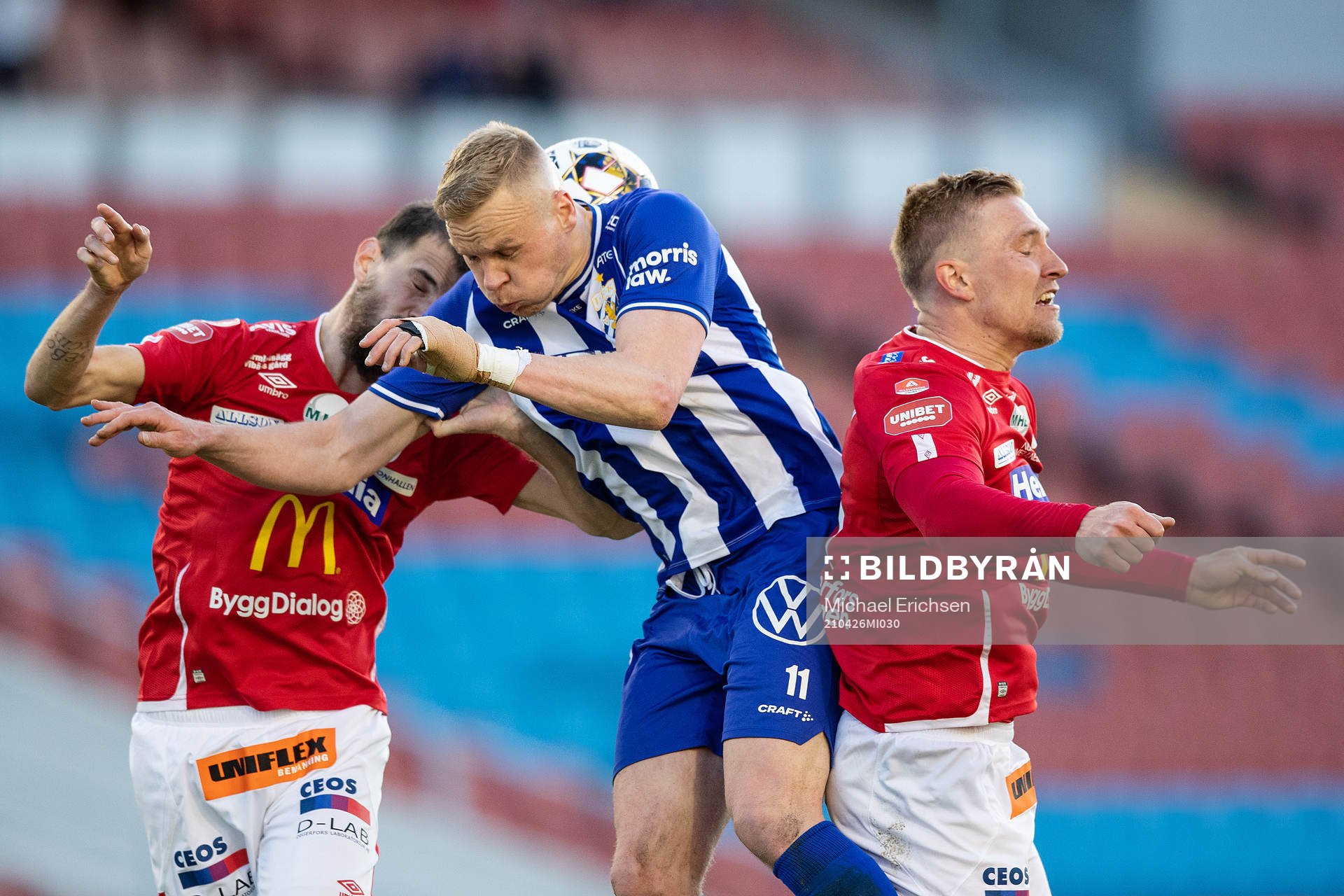 Degerfors Sebastian Olsson och Oliver Ekroth mot IFK