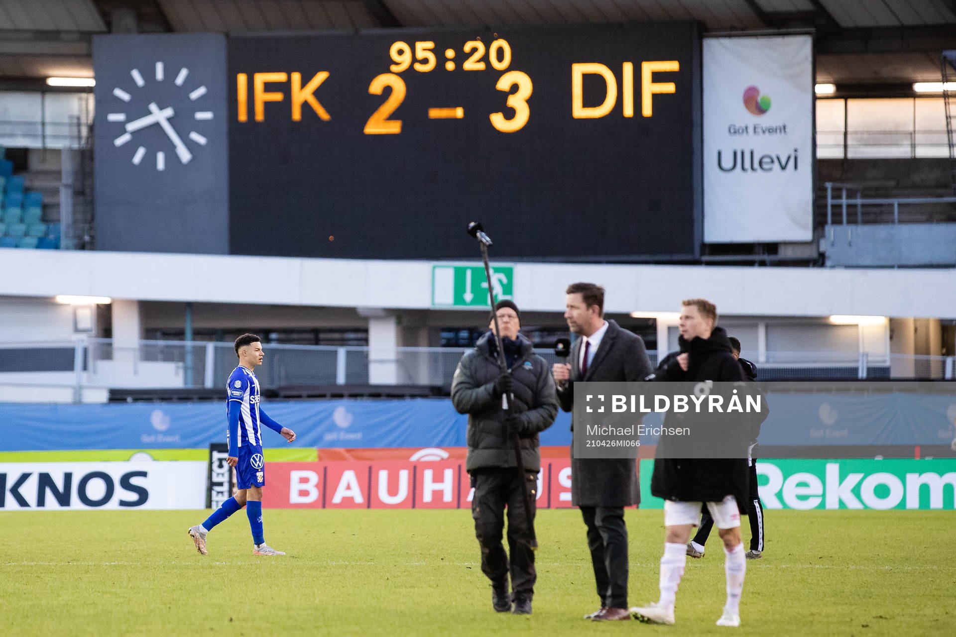 IFK Göteborgs Alexander Jallow deppar