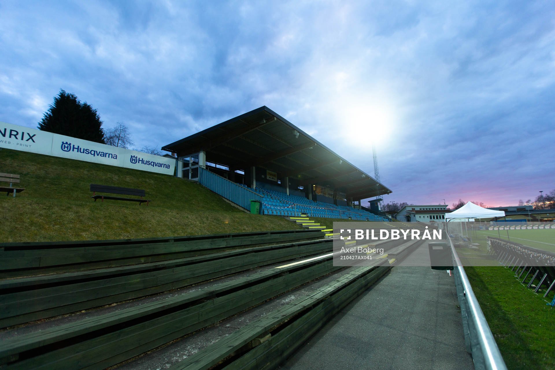 Huvudläktaren efter fotbollsmatchen i Superettan mellan Jönköpings Södra och Helsingborg den 27 april 2021 i Huskvarna. 