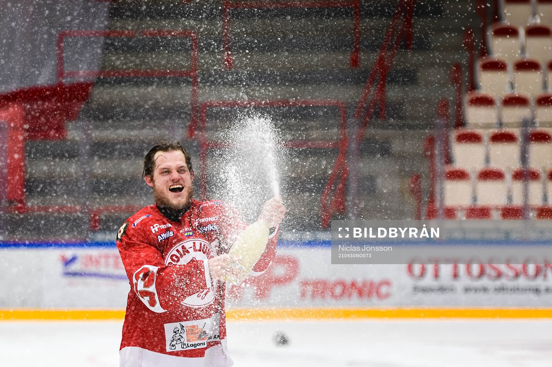 Troja/Ljungbys Daniel Karlsson Thörnros jublar