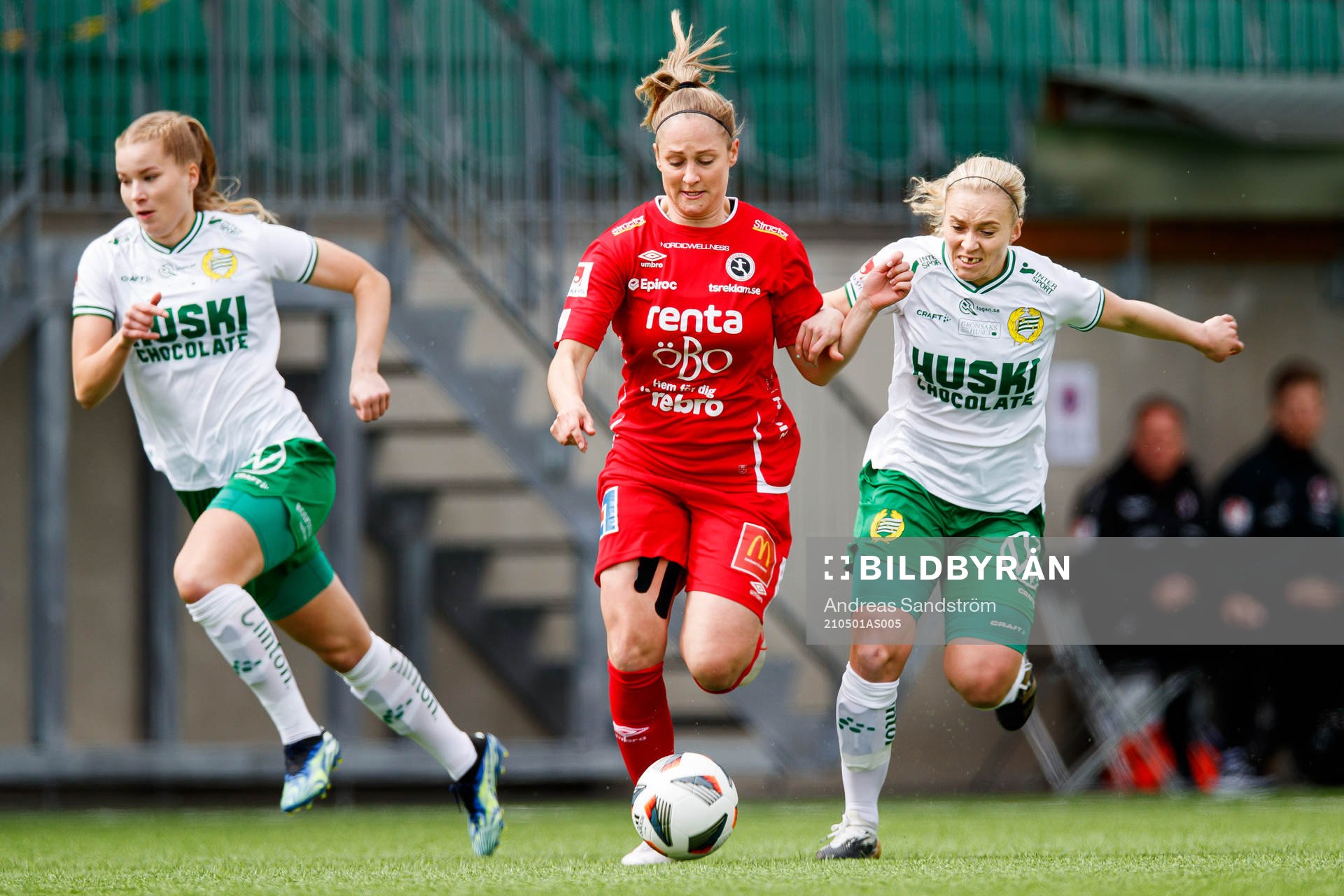 Örebros Karin Lundin och Hammarbys Ellen Gibson