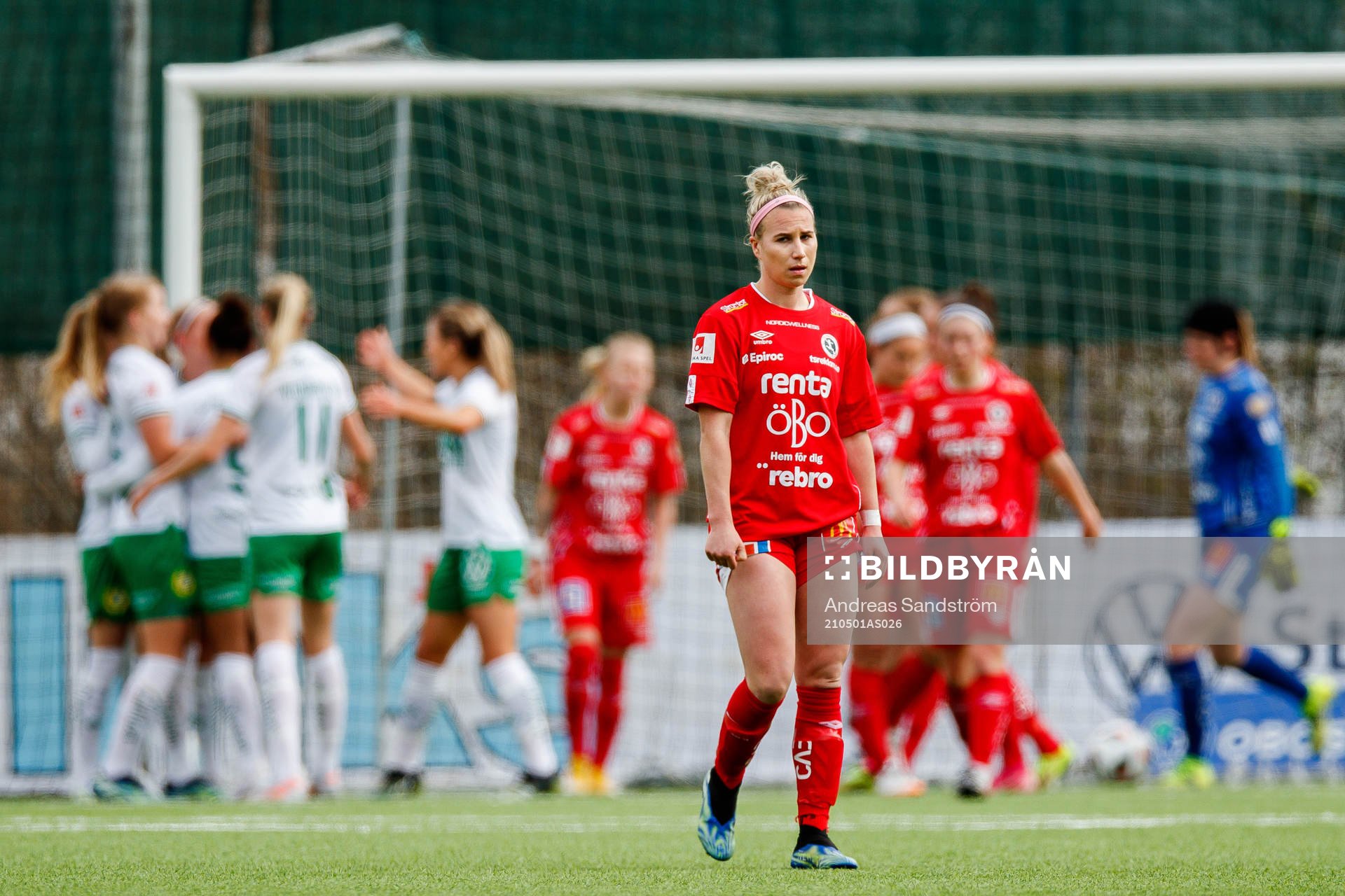 Örebros Jenna Hellstrom deppar