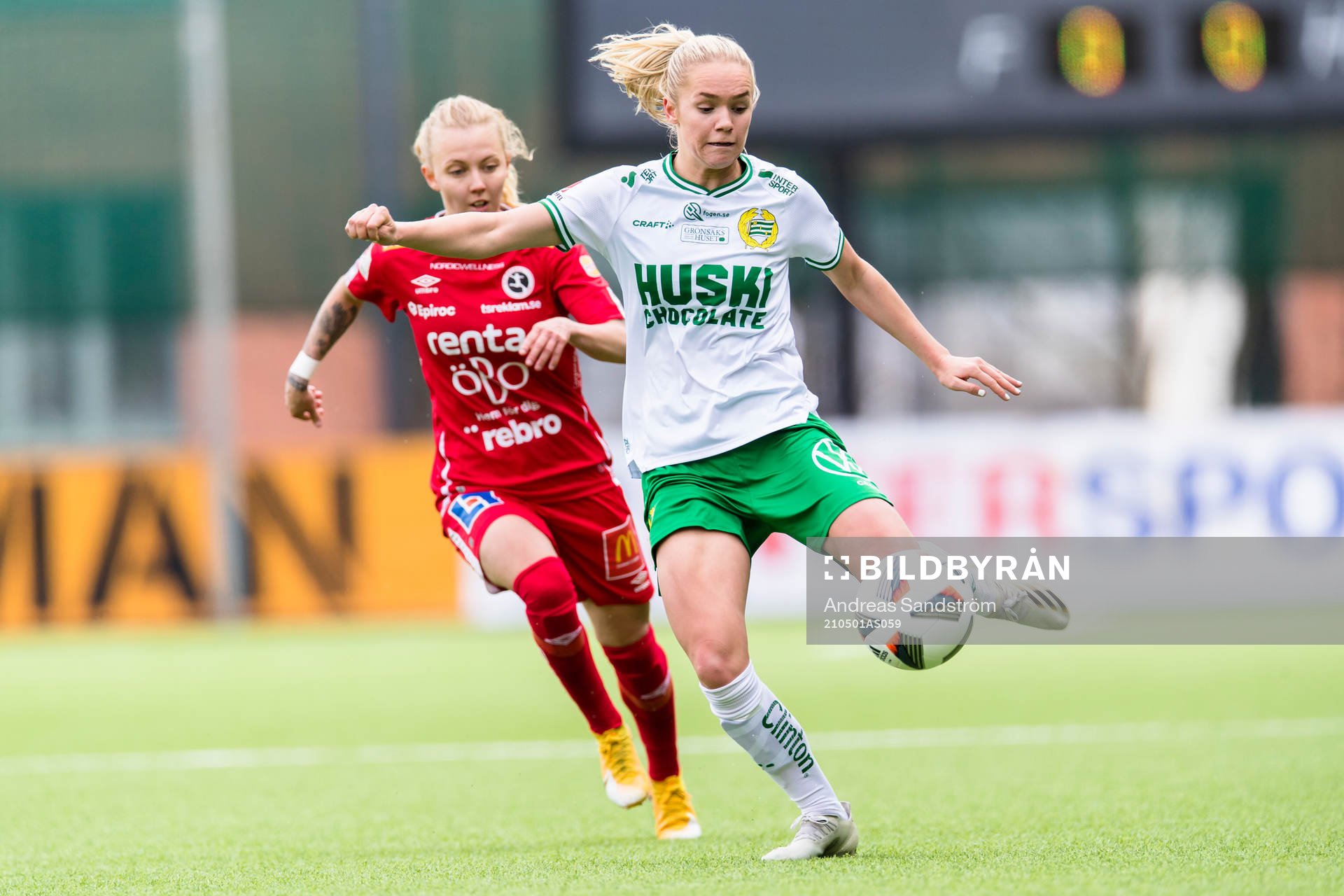 Hammarbys Hanna Lundkvist och Örebros Nathalie Hoff Persson