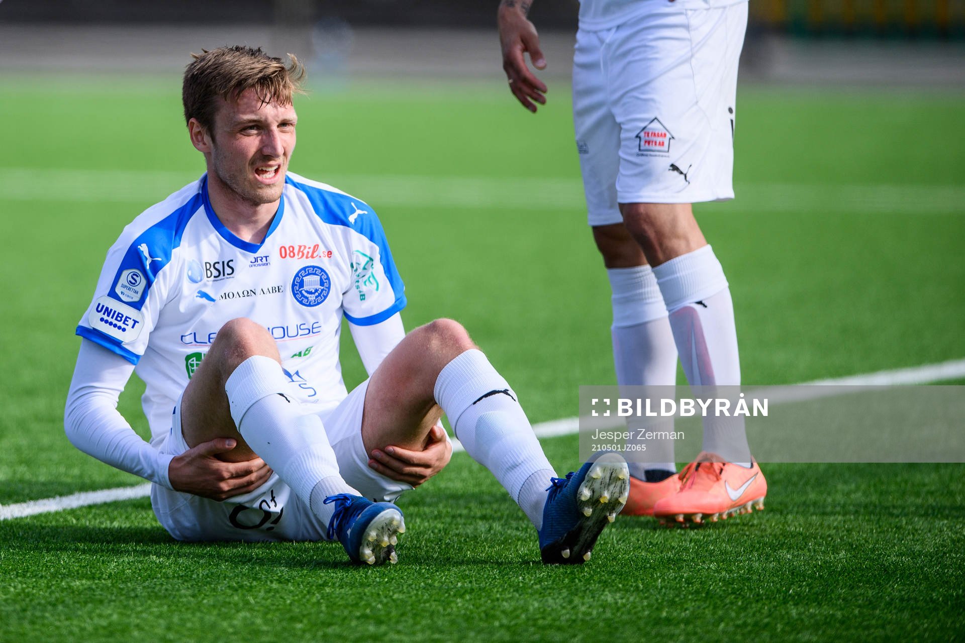 Akropolis Alexander Abrahamsson har ont