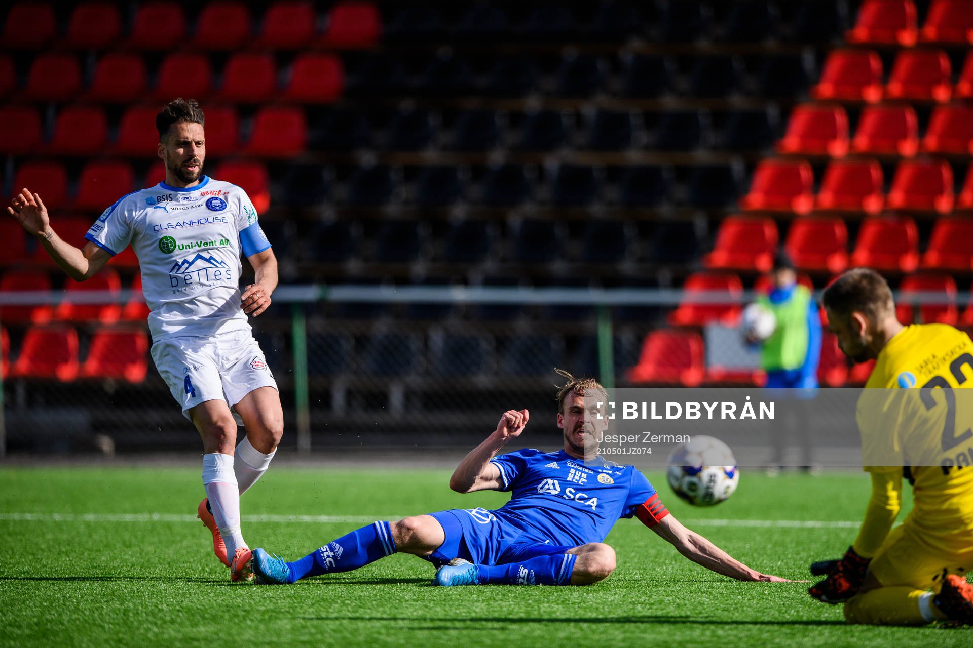 Sundsvalls Pontus Engblom mot Akropolis Panajotis