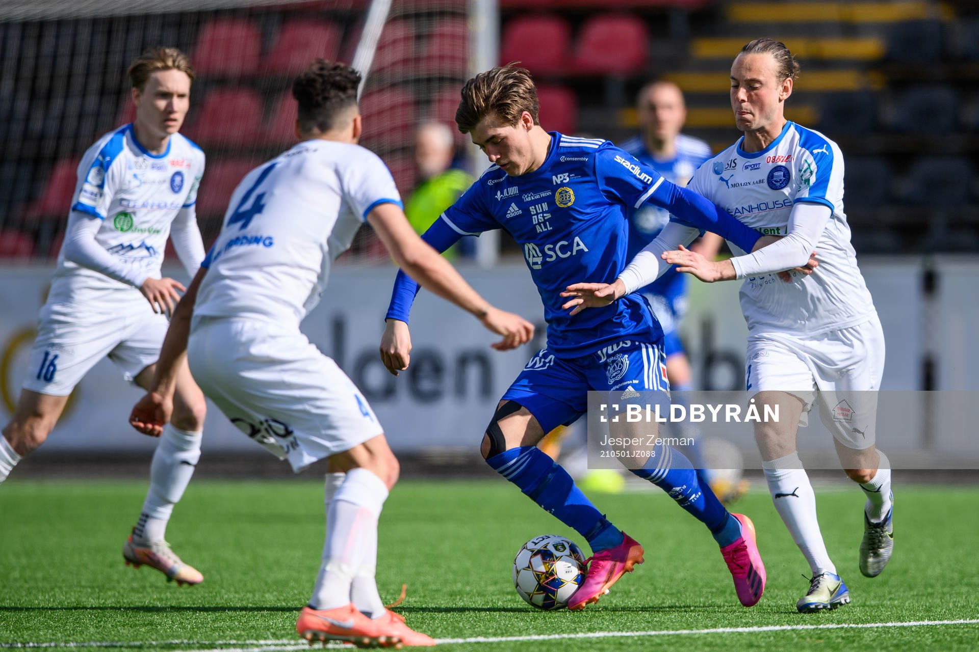 Sundsvalls Johan Bengtsson och Akropolis Cesar Weilid