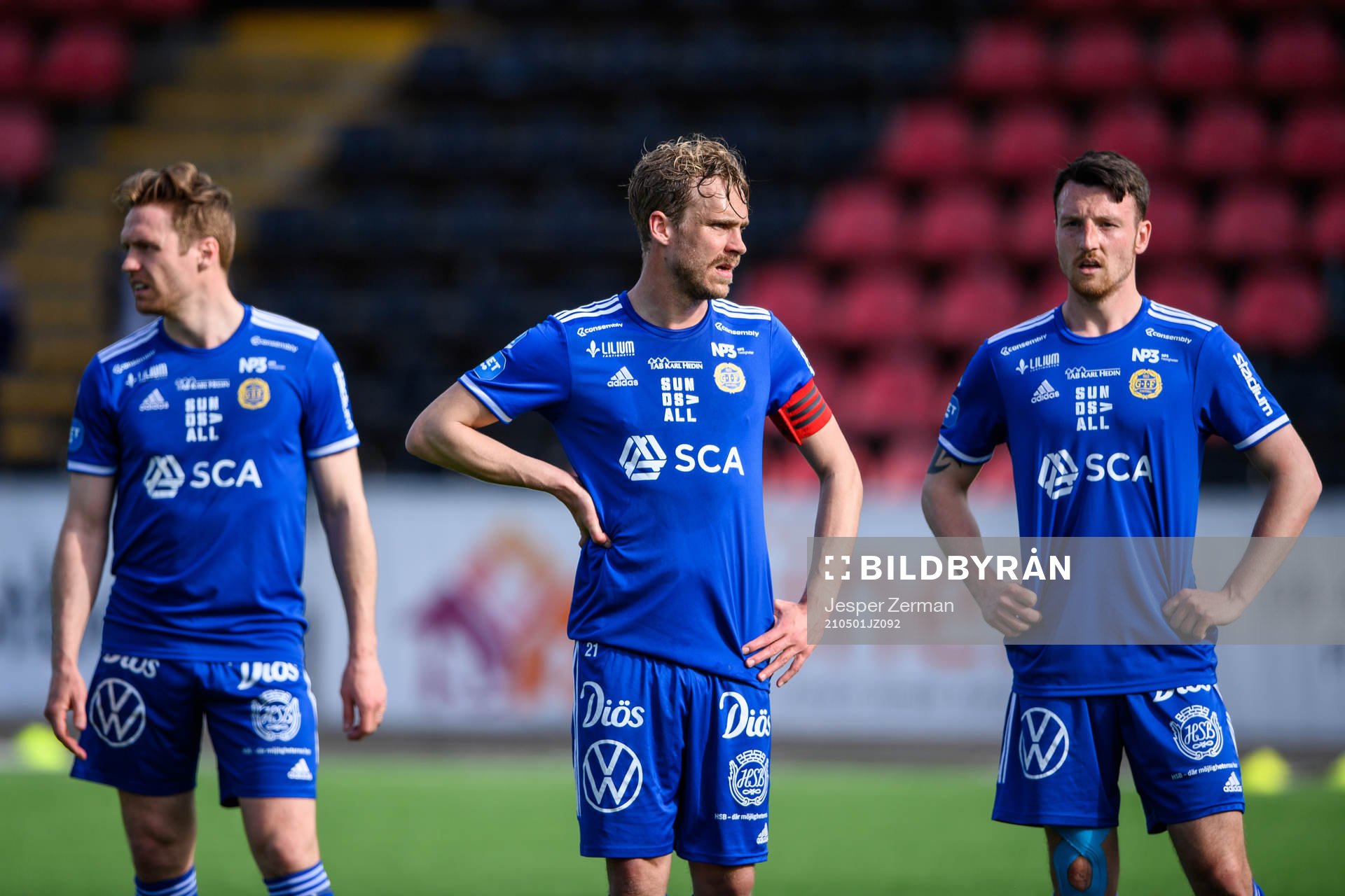 Sundsvalls David Myrestam, Pontus Engblom och Alexander Blomqvist under fotbollsmatchen i Superettan mellan Akropolis och GIF Sundsvall den 1 maj 2021 i Stockholm.