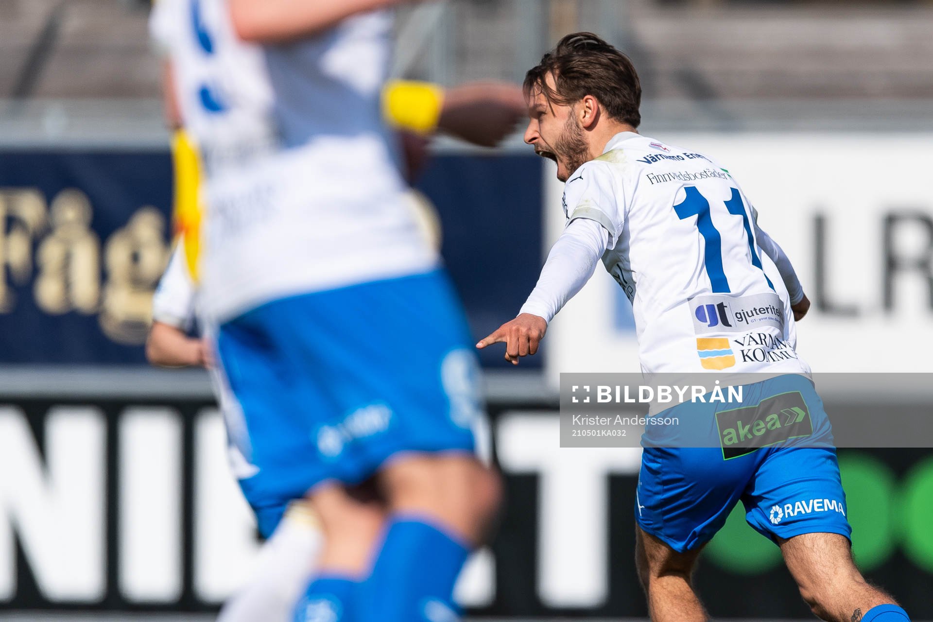 Värnamos Edvin Becirovic jublar efter 0-3 under fotbollsmatchen i Superettan mellan Falkenberg och Värnamo den 1 maj 2021 i Falkenberg.