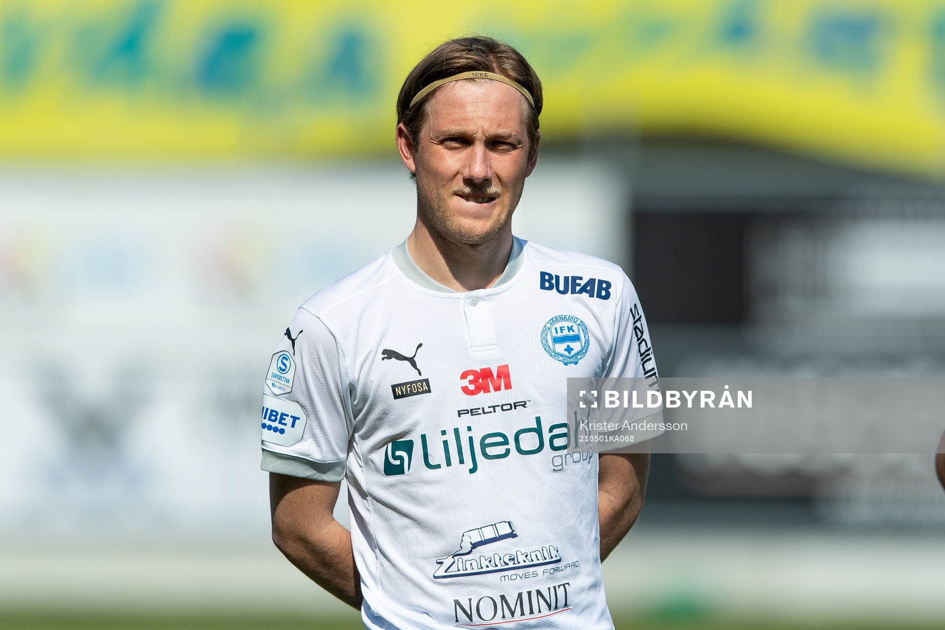 Värnamos William Kenndal före fotbollsmatchen i
