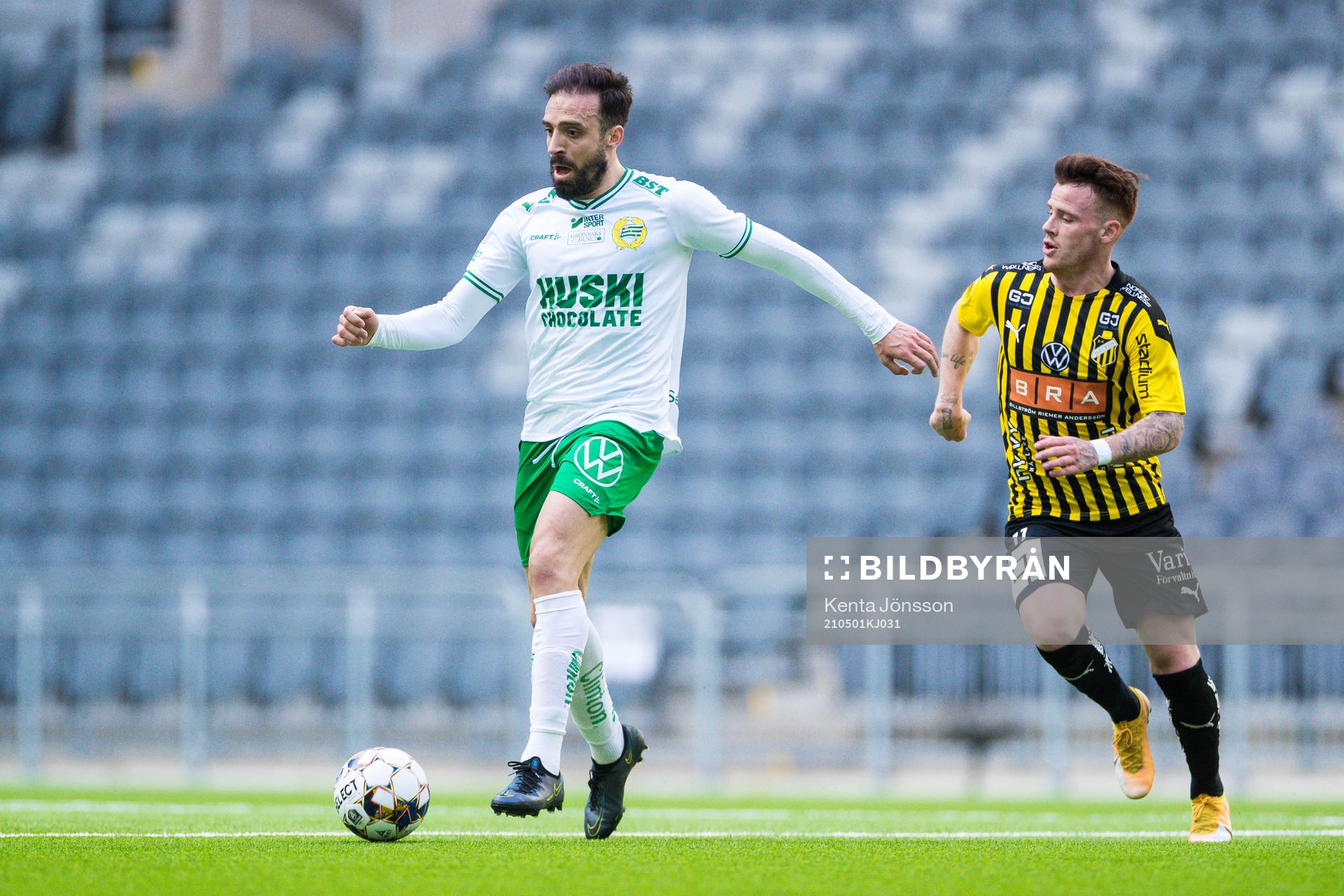 Hammarbys Abdul Khalili och Häckens Tobias Heintz