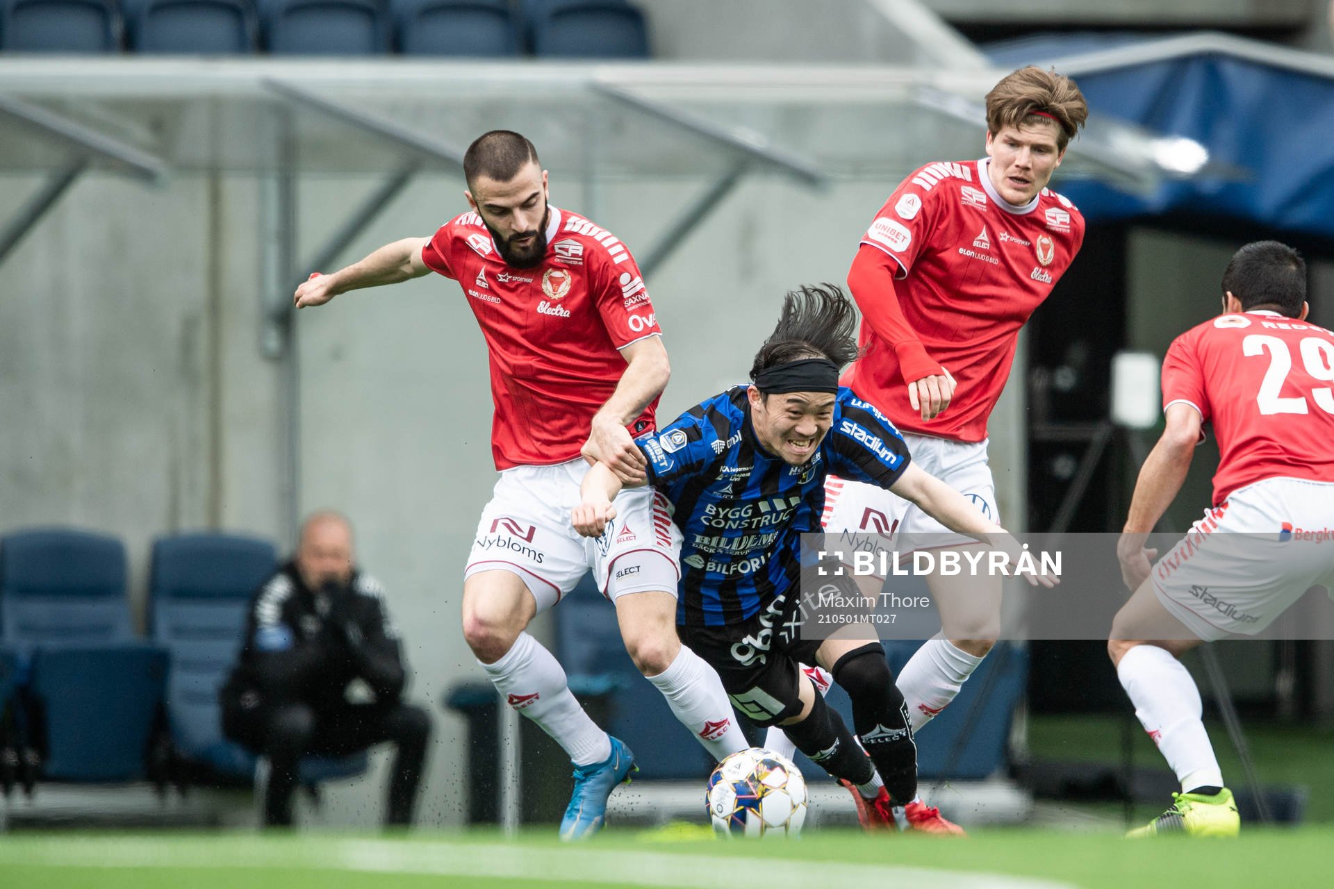 Kalmars Filip Sachpekidis och Sirius Yukiya Sugita