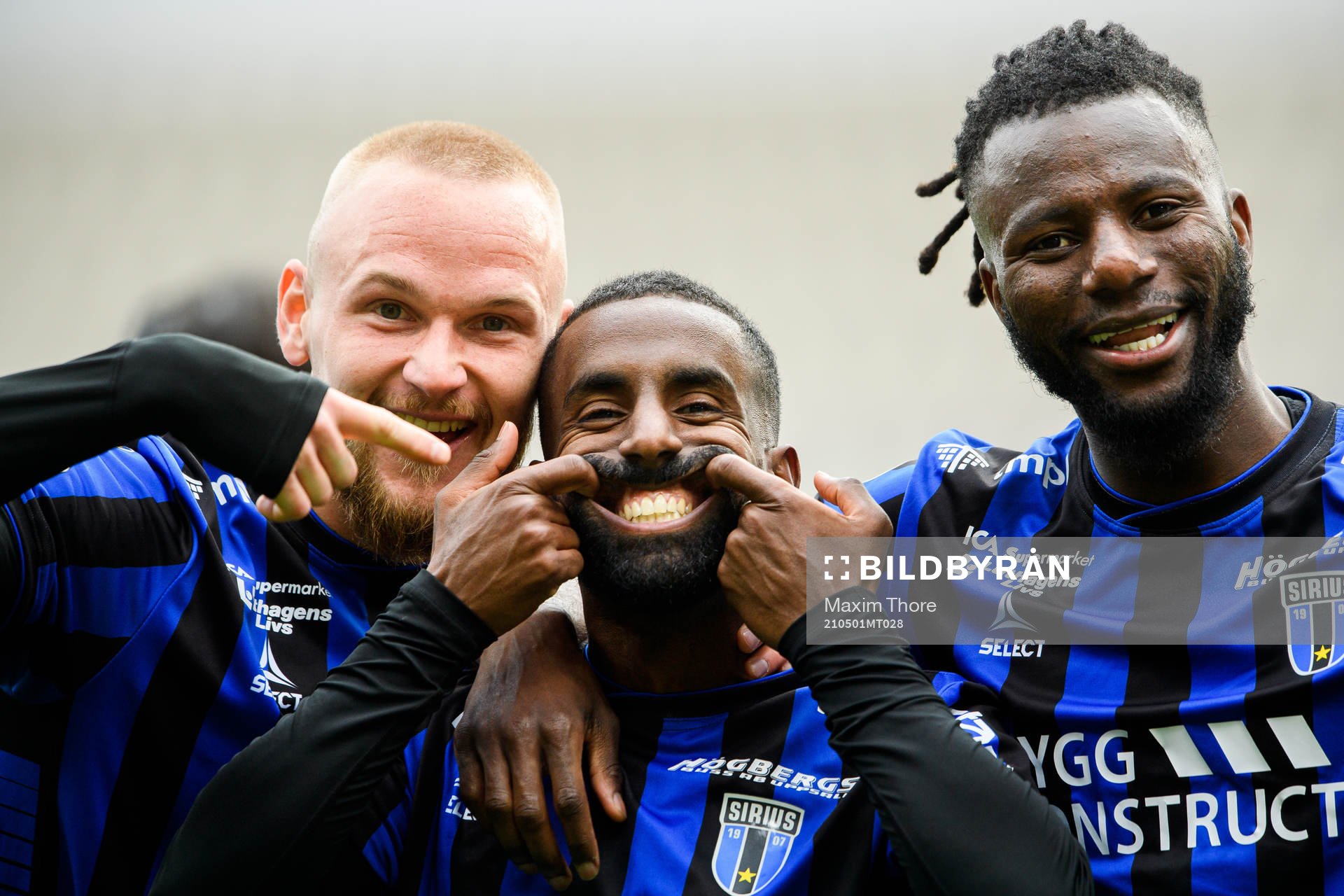 Sirius Mohammed Khalid Saeid jublar efter 1-0 under fotbollsmatchen i Allsvenskan mellan Sirius och Kalmar den 1 maj 2021 i Uppsala. 