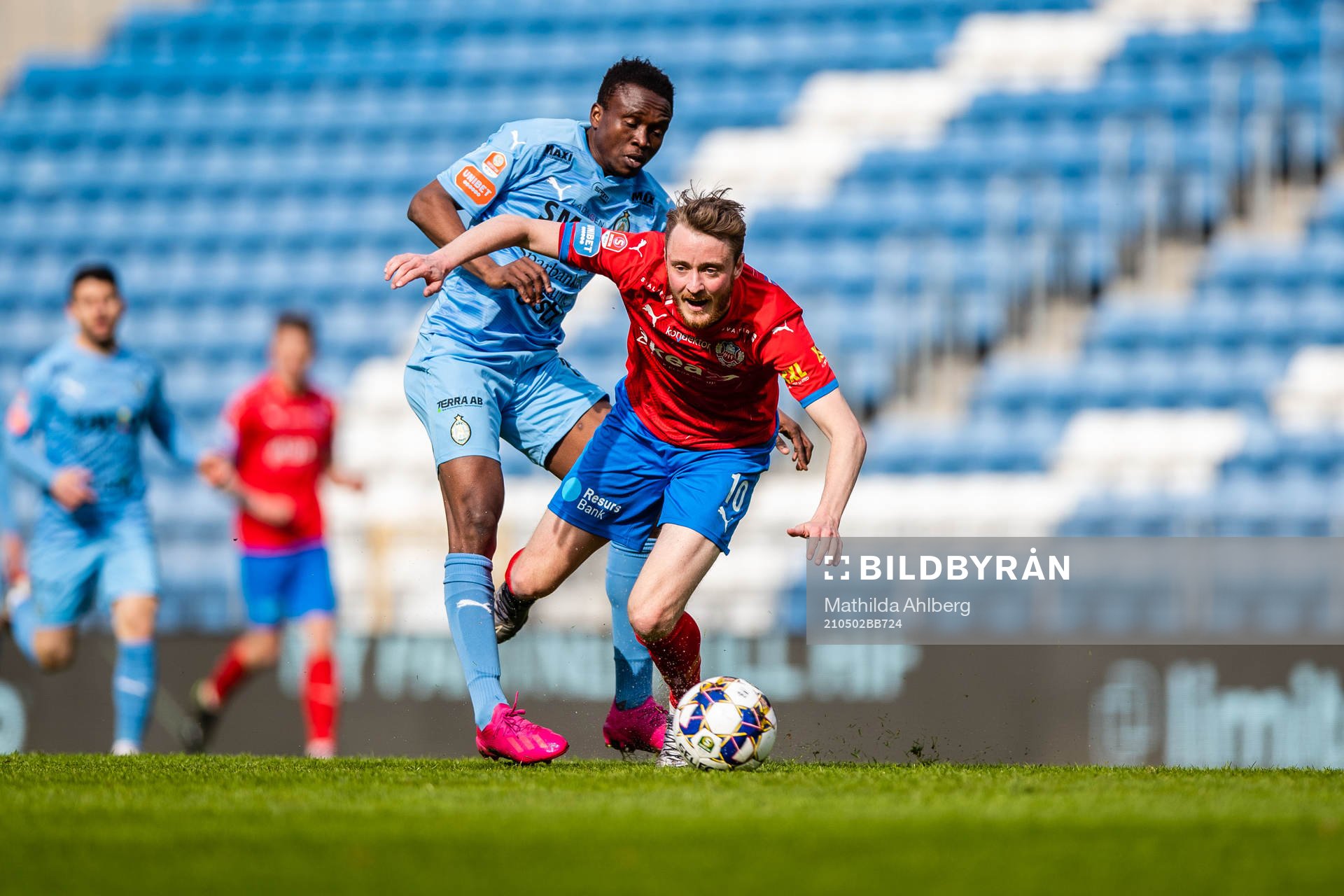 AFC Eskilstunas Lawson Sabah och Helsingborgs Rasmus