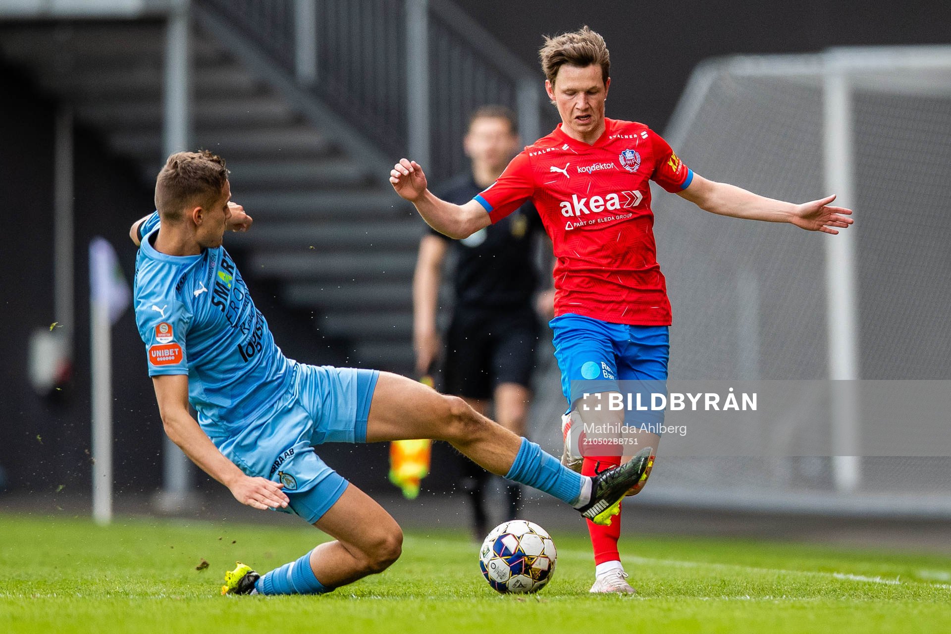 AFC Eskilstunas Pontus Rödin och Helsingborgs Max Svensson