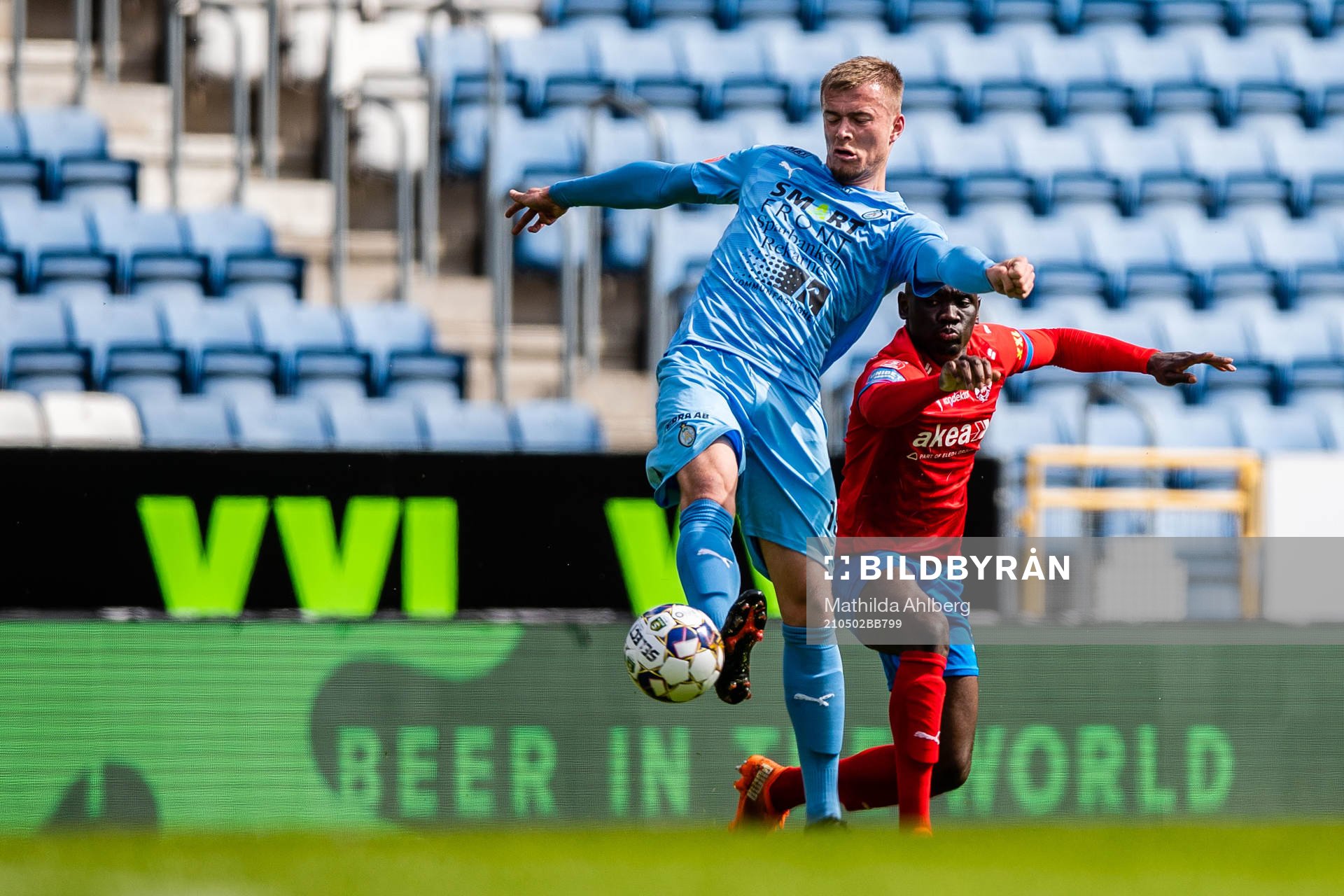 AFC Eskilstunas Alexander Ahl Holmström och Helsingborgs