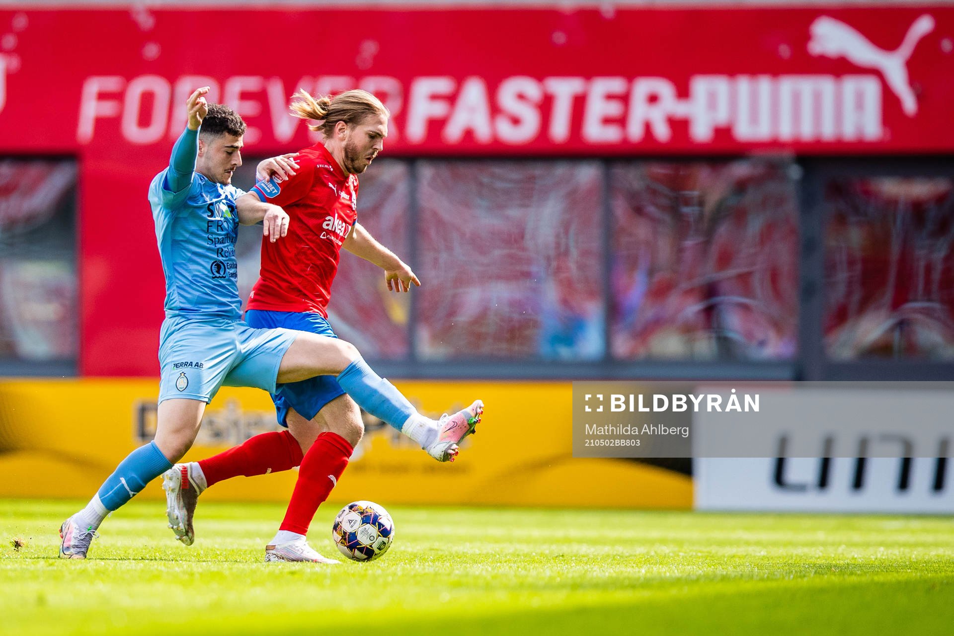 AFC Eskilstunas Ismet Lushaku och Helsingborgs Charlie