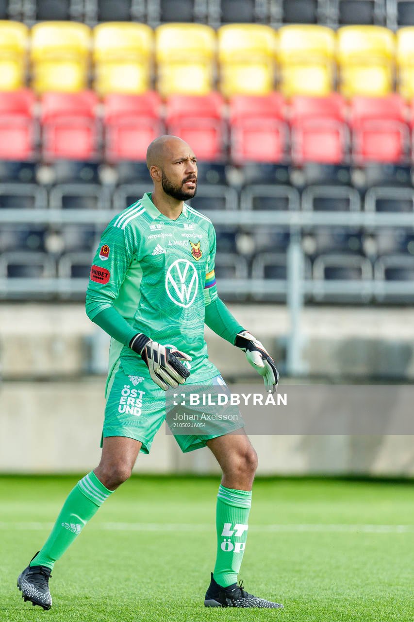 Östersunds målvakt Aly Keita
