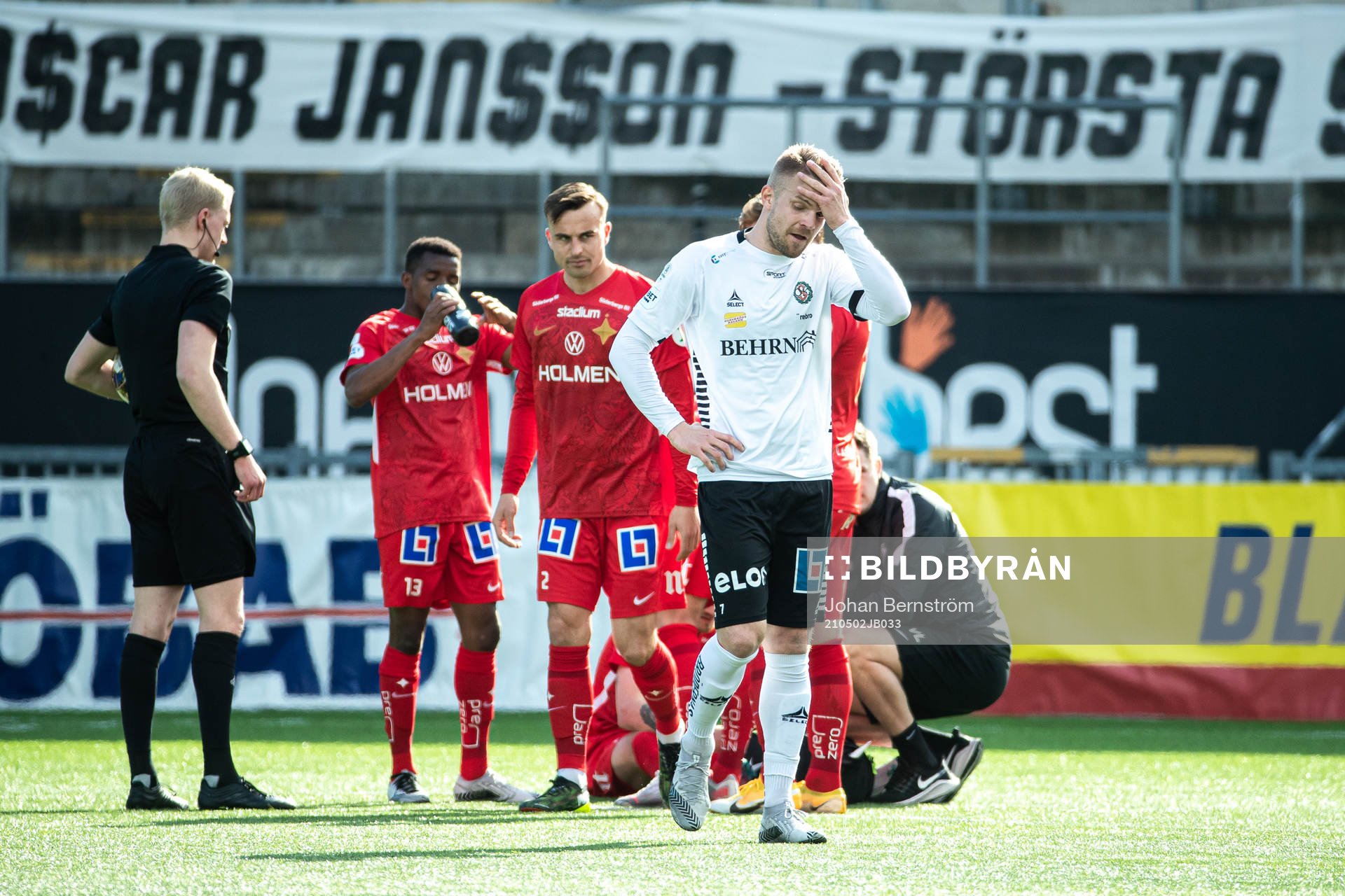 Örebros Erik Björndahl deppar