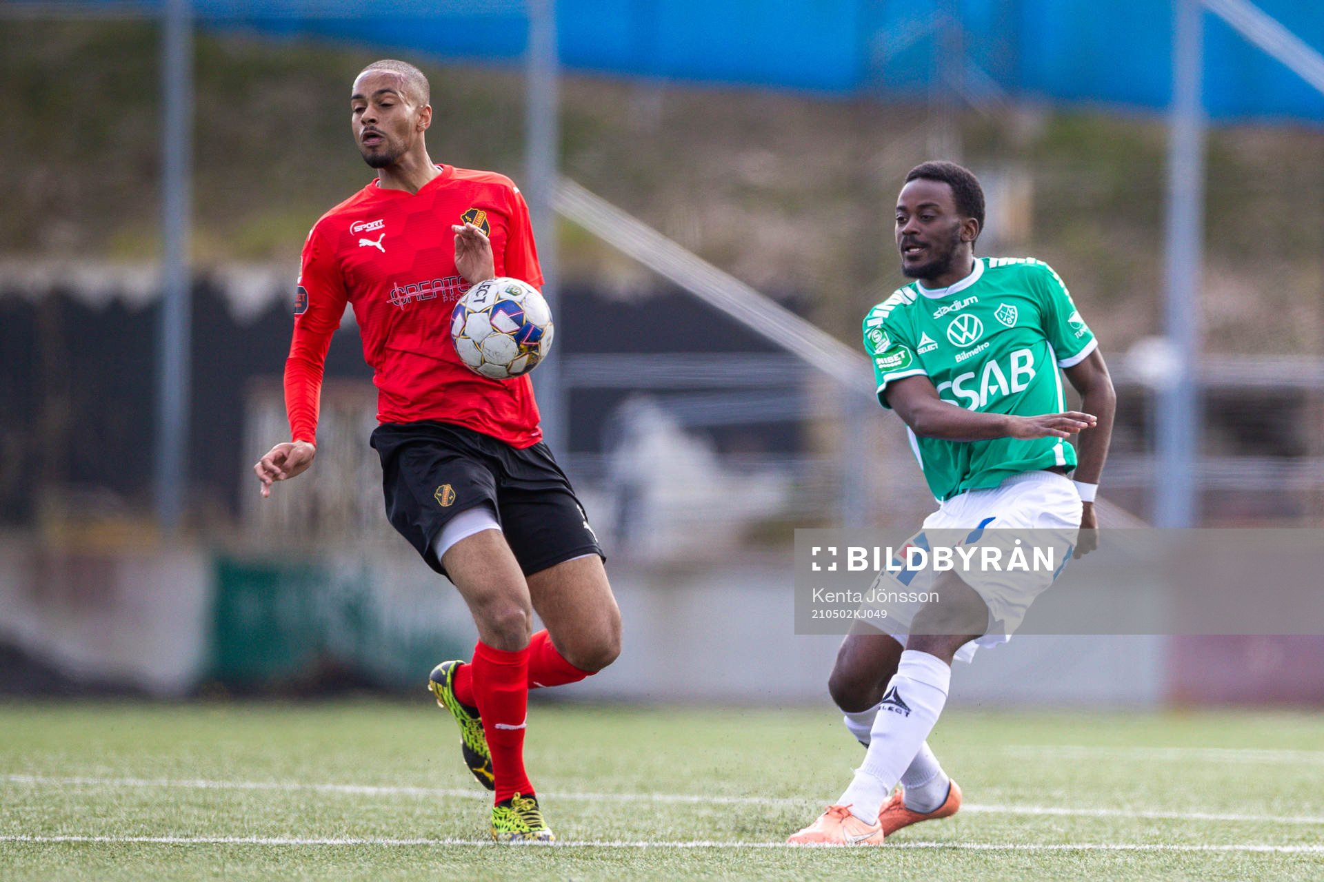 Vasalunds Alexander Andue och Brages Nathan Mavila