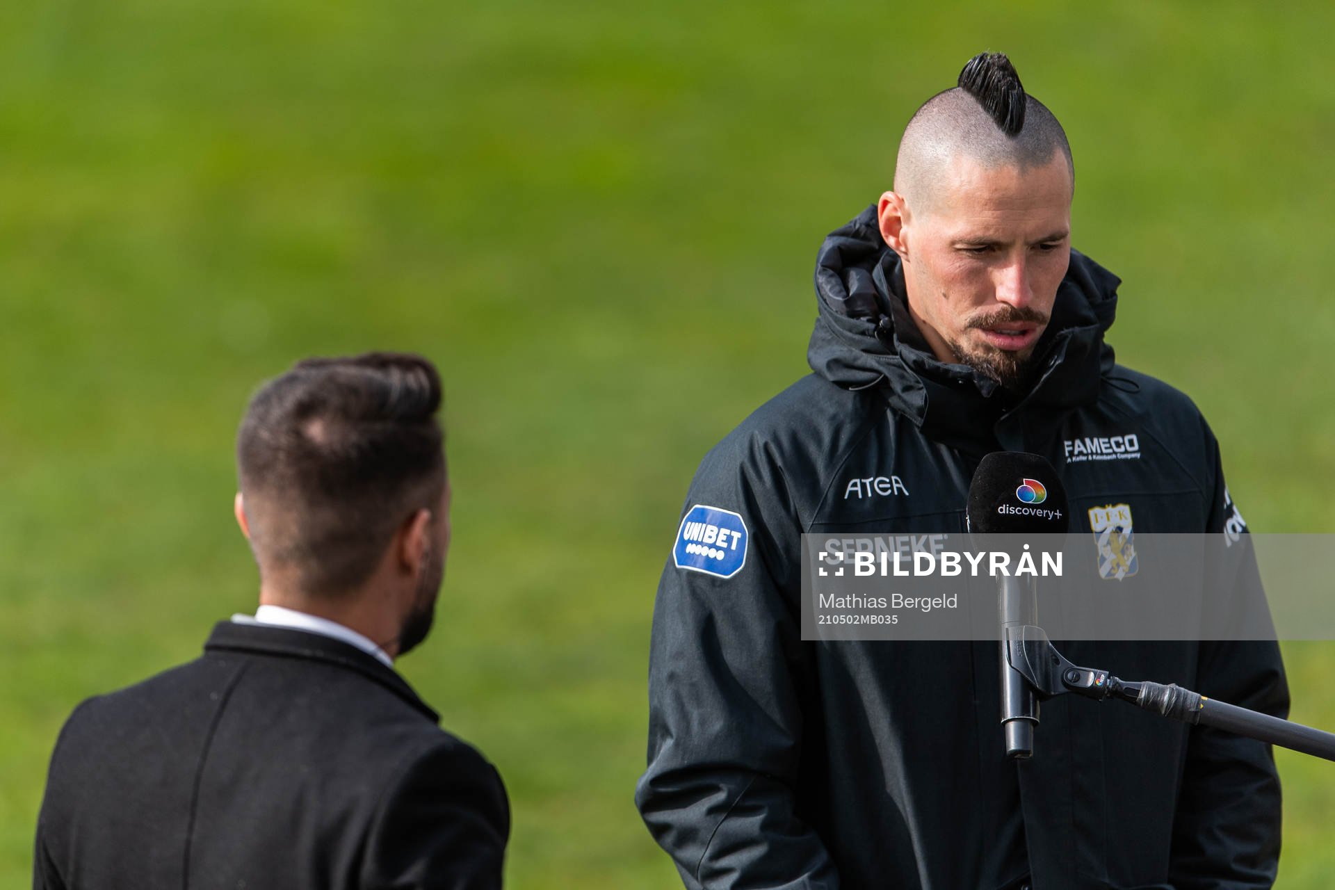 IFK Göteborgs Marek Hamsik intervjuas av Discovery+ efter fotbollsmatchen i Allsvenskan mellan Halmstad och IFK Göteborg den 2 maj 2021 i Halmstad.