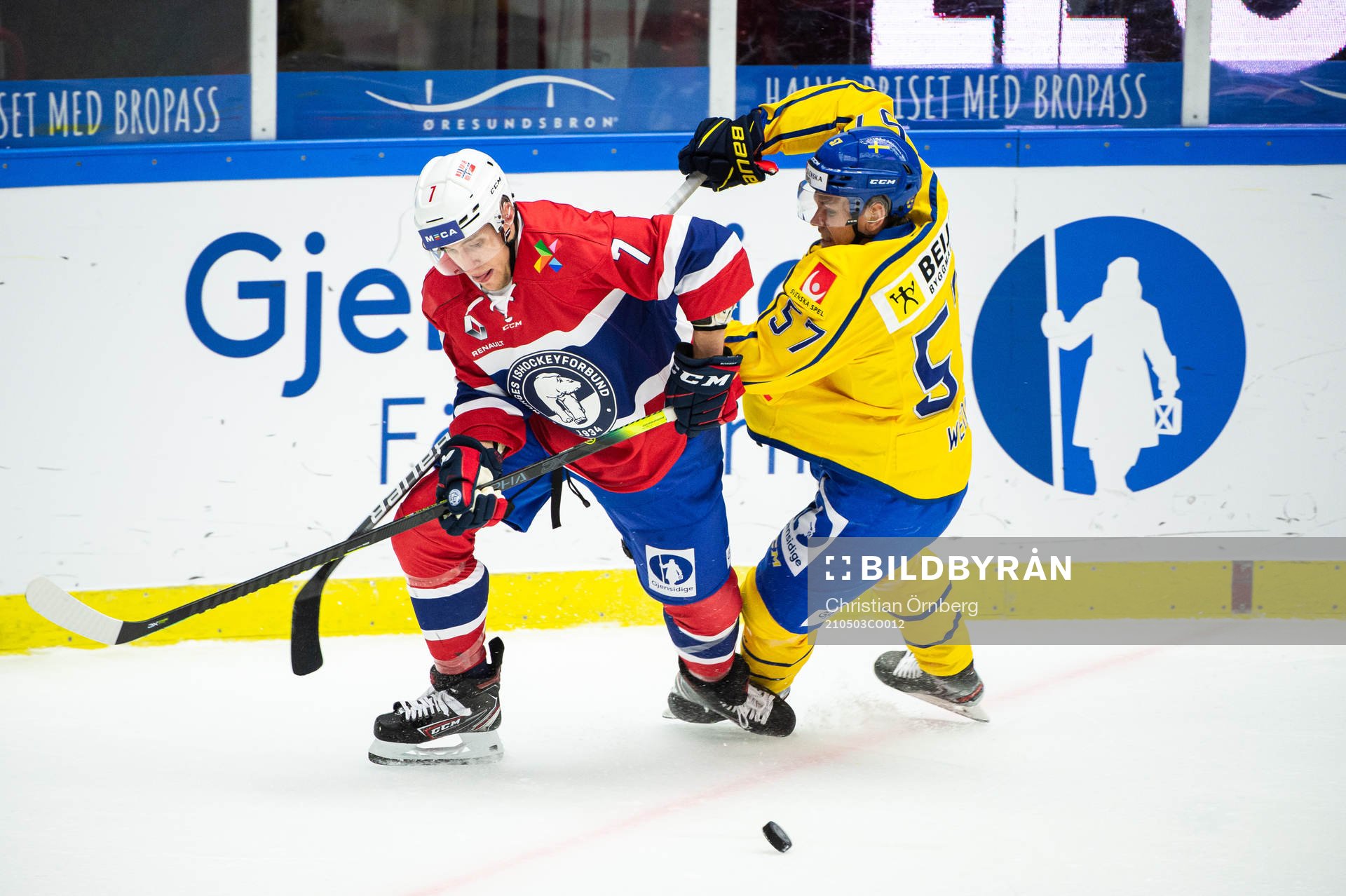 Håkon Nilsen of Norway and Anton Wedin of Sweden