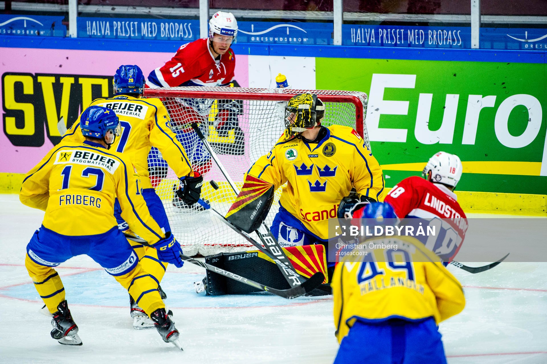 Tobias Lindström of Norway scores 1-0