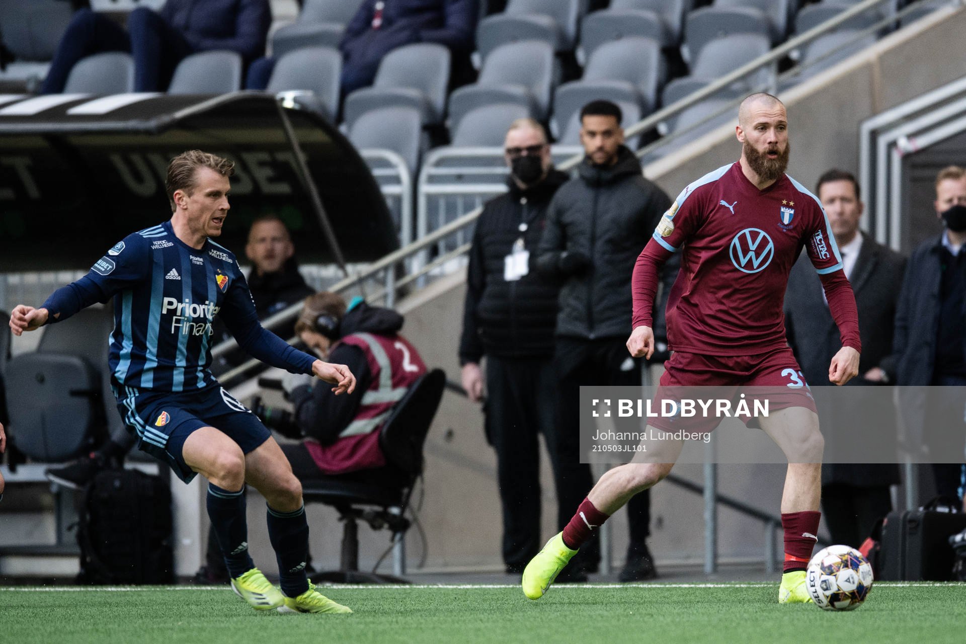 Djurgårdens Rasmus Schüller och Malmö FFs Jo Inge Berget