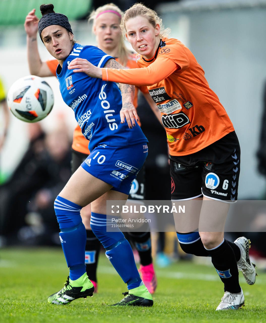 Vittsjös Fernanda Da Silva och Kristianstads Amanda Edgren