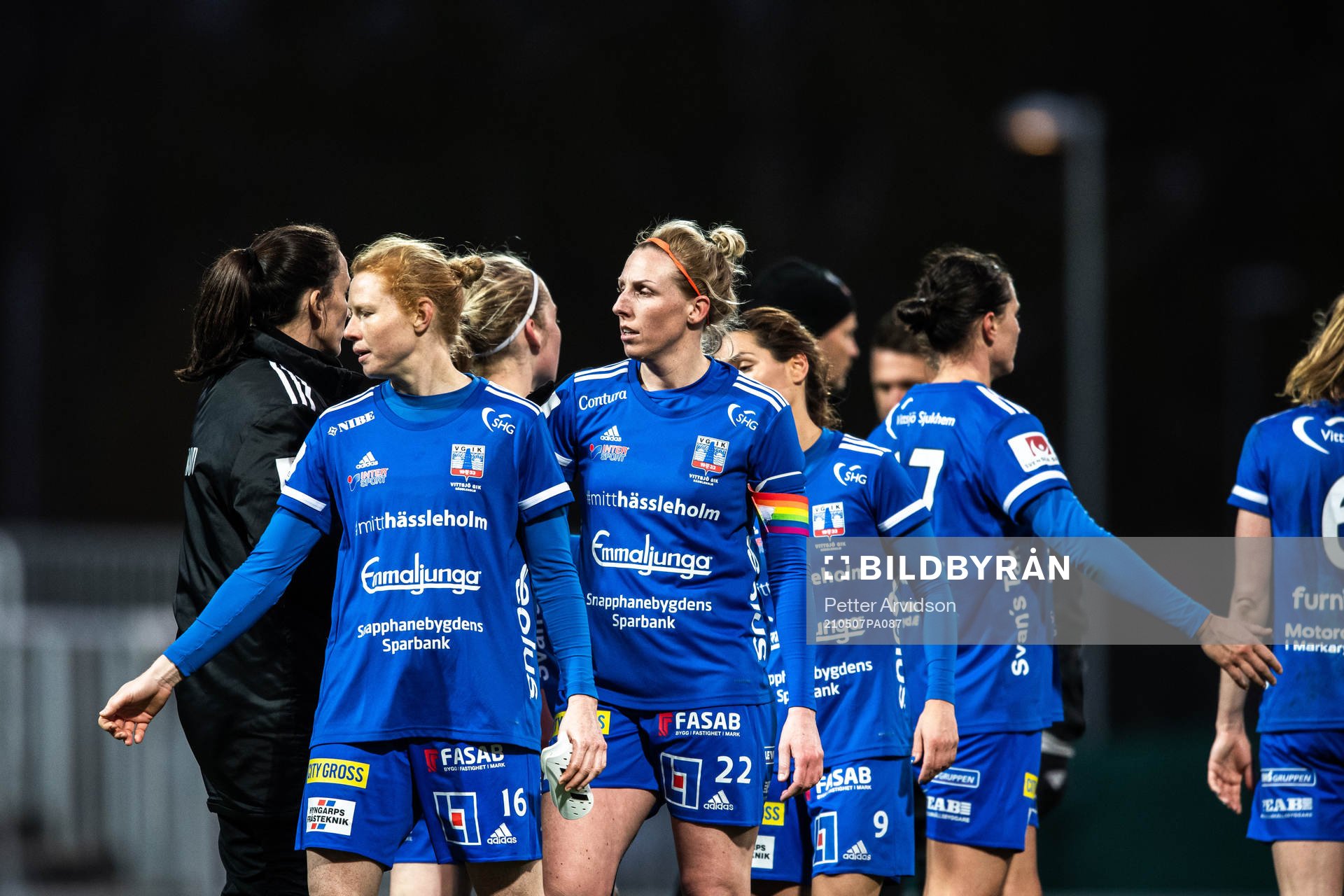 Vittsjös Clare Polkinghorn och Sandra Adolfsson deppar