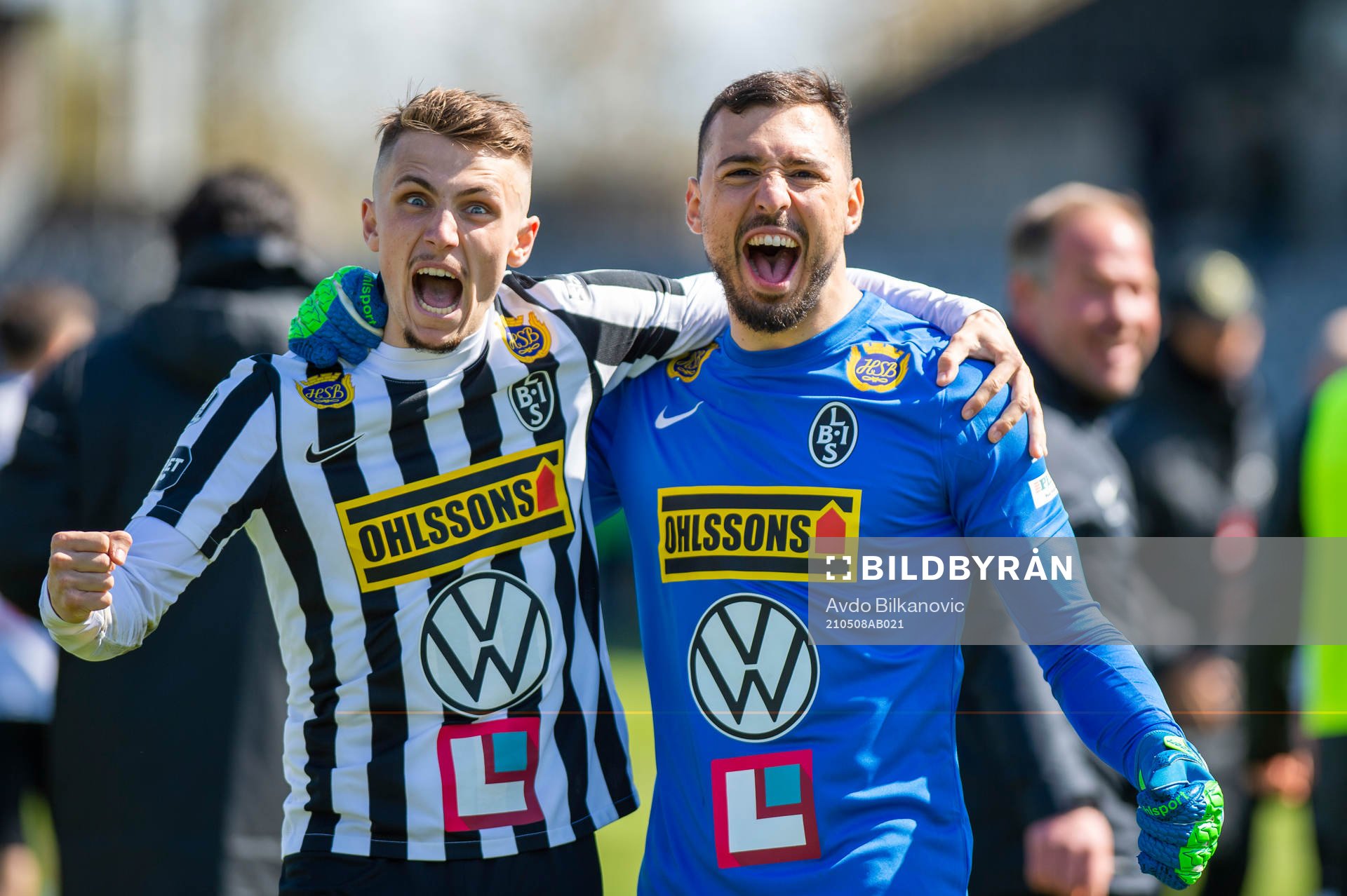 Landskronas målvakt Amr Kaddoura och Hampus Ferhm jublar