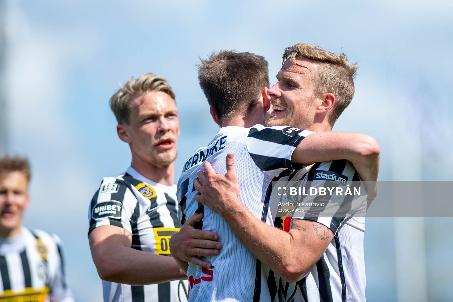 Landskronas Linus Olsson jublar