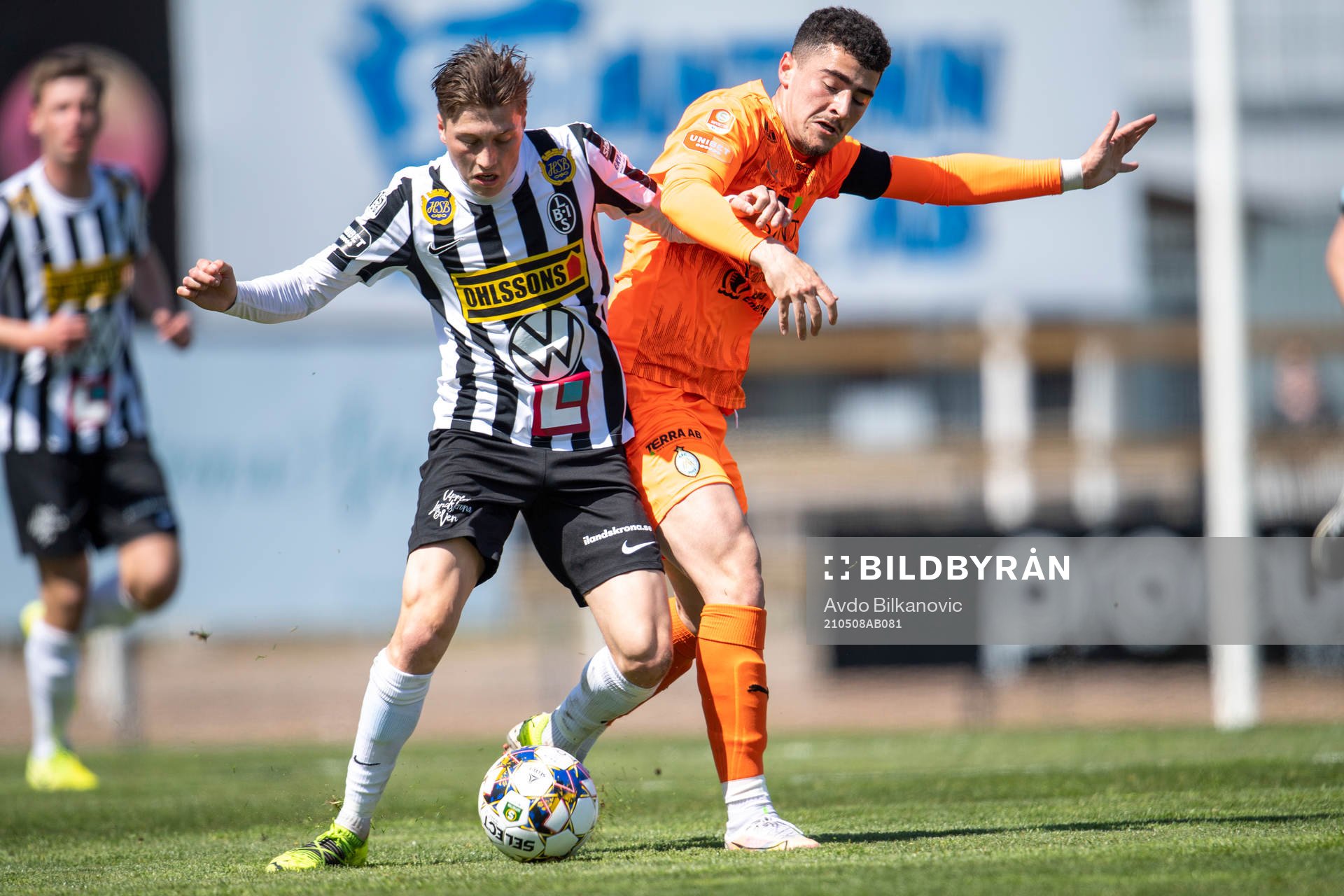 Landskronas Kevin Jensen och AFC Eskilstunas Ismet Lushaku