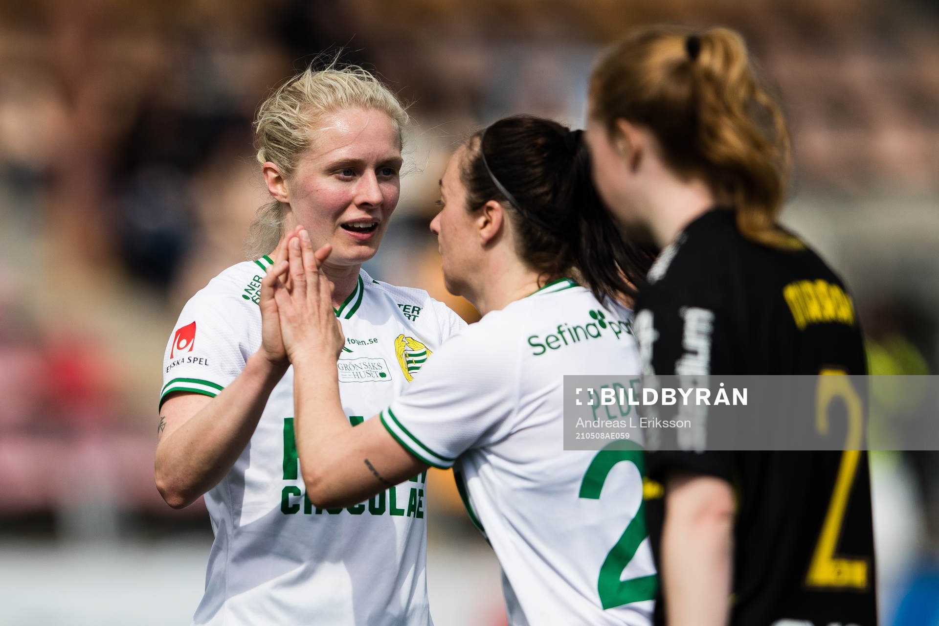 Hammarbys Emilia Larsson och June Pedersen