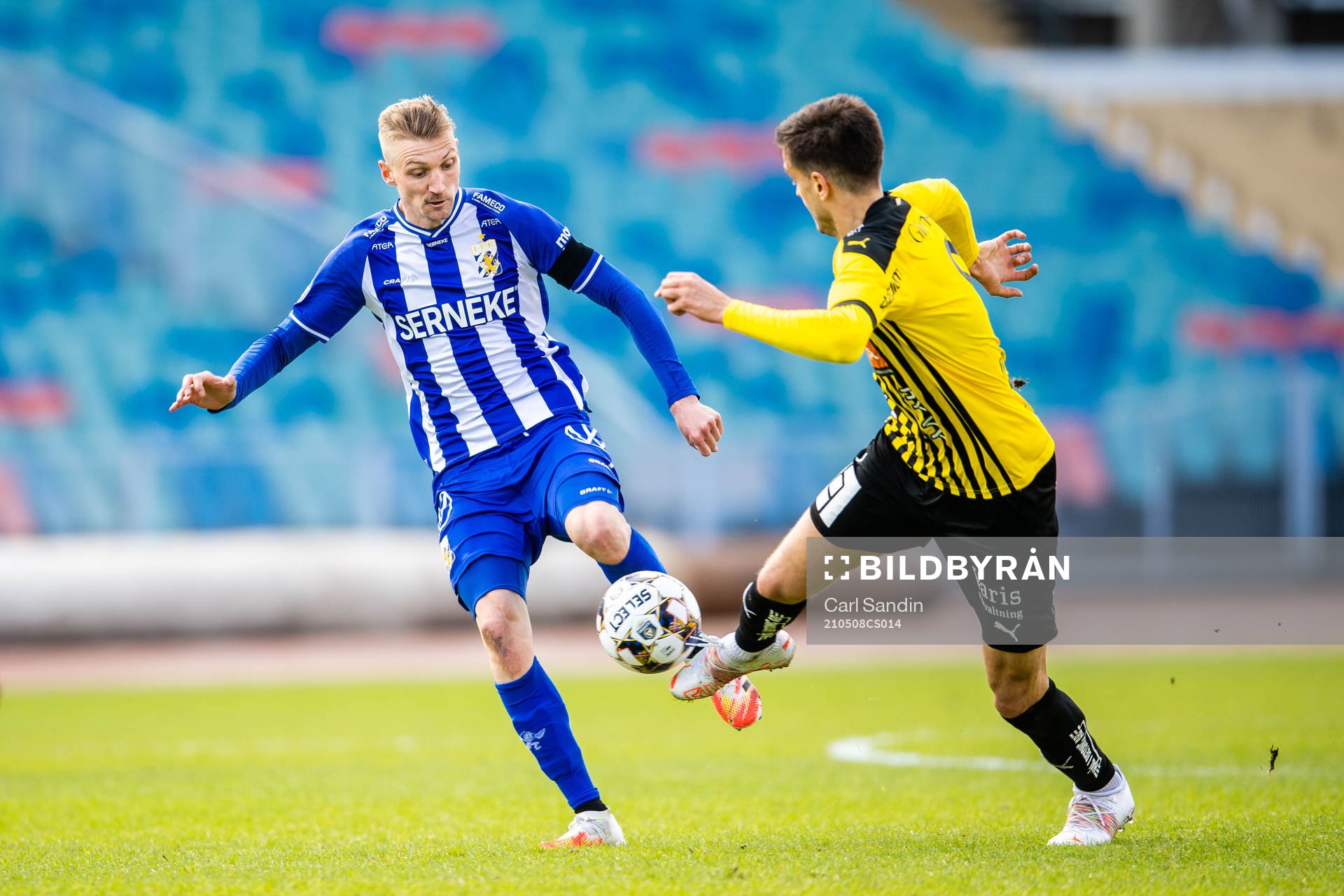 IFK Göteborgs Sebastian Eriksson och Häckens Alexander
