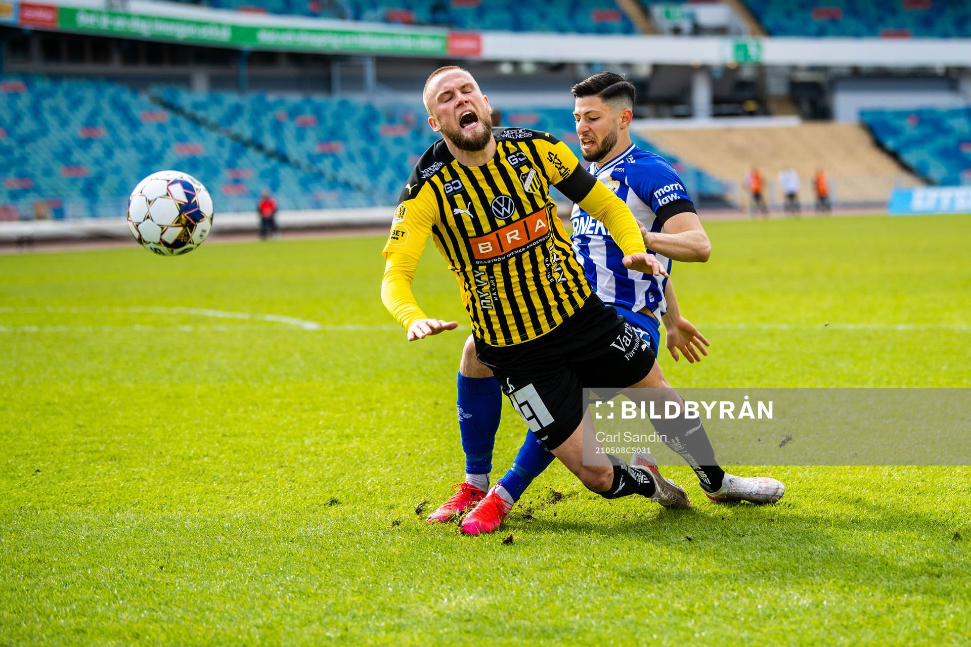 Häckens Alexander Faltsetas och IFK Göteborgs Kevin Yakob