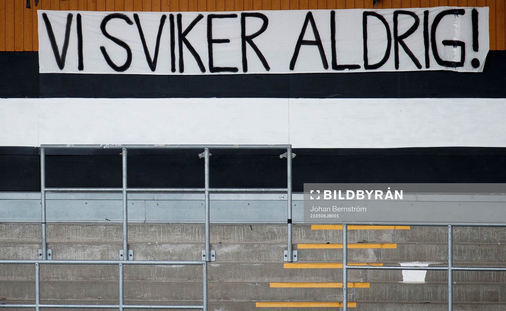 Banderoll på ståplats