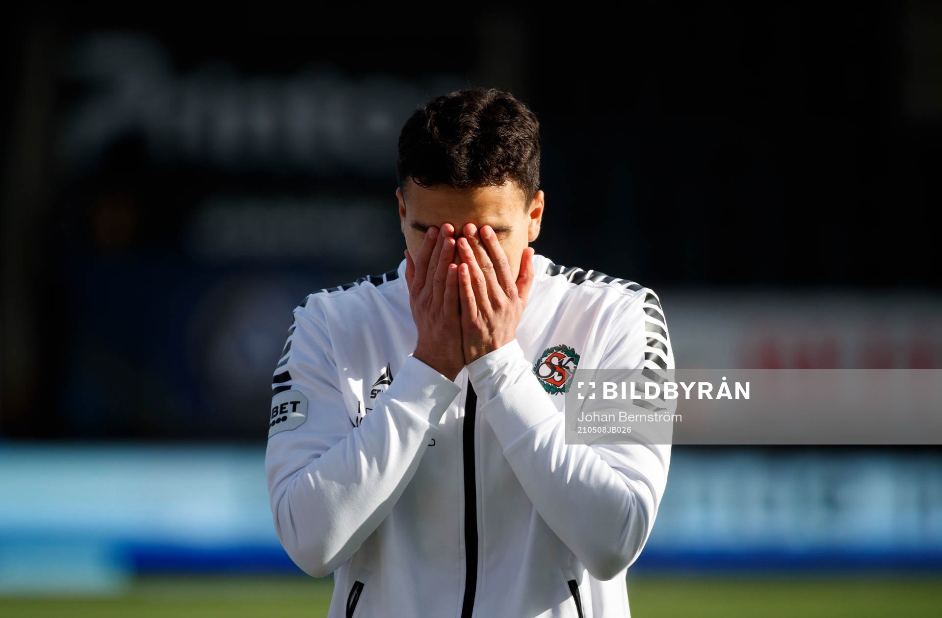 Örebros Deniz Hümmet deppar