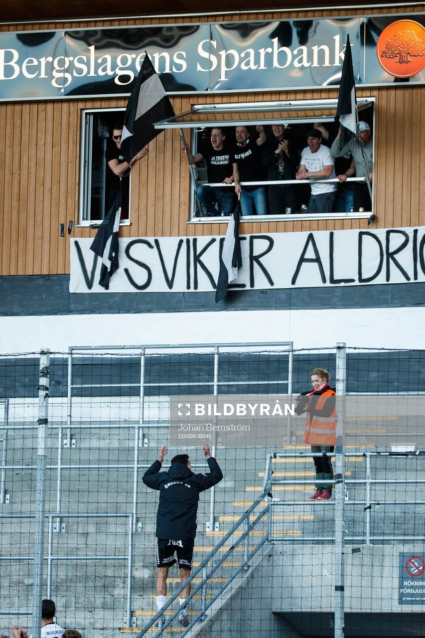 Örebros Deniz Hümmet jublar
