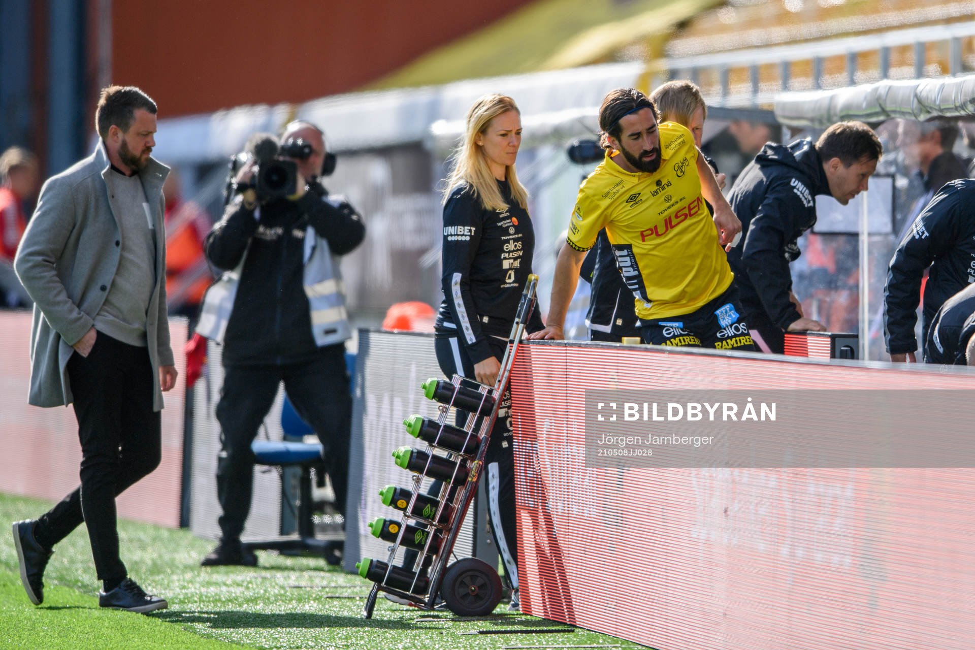 Elfsborgs Frederik Holst lämnar skadad