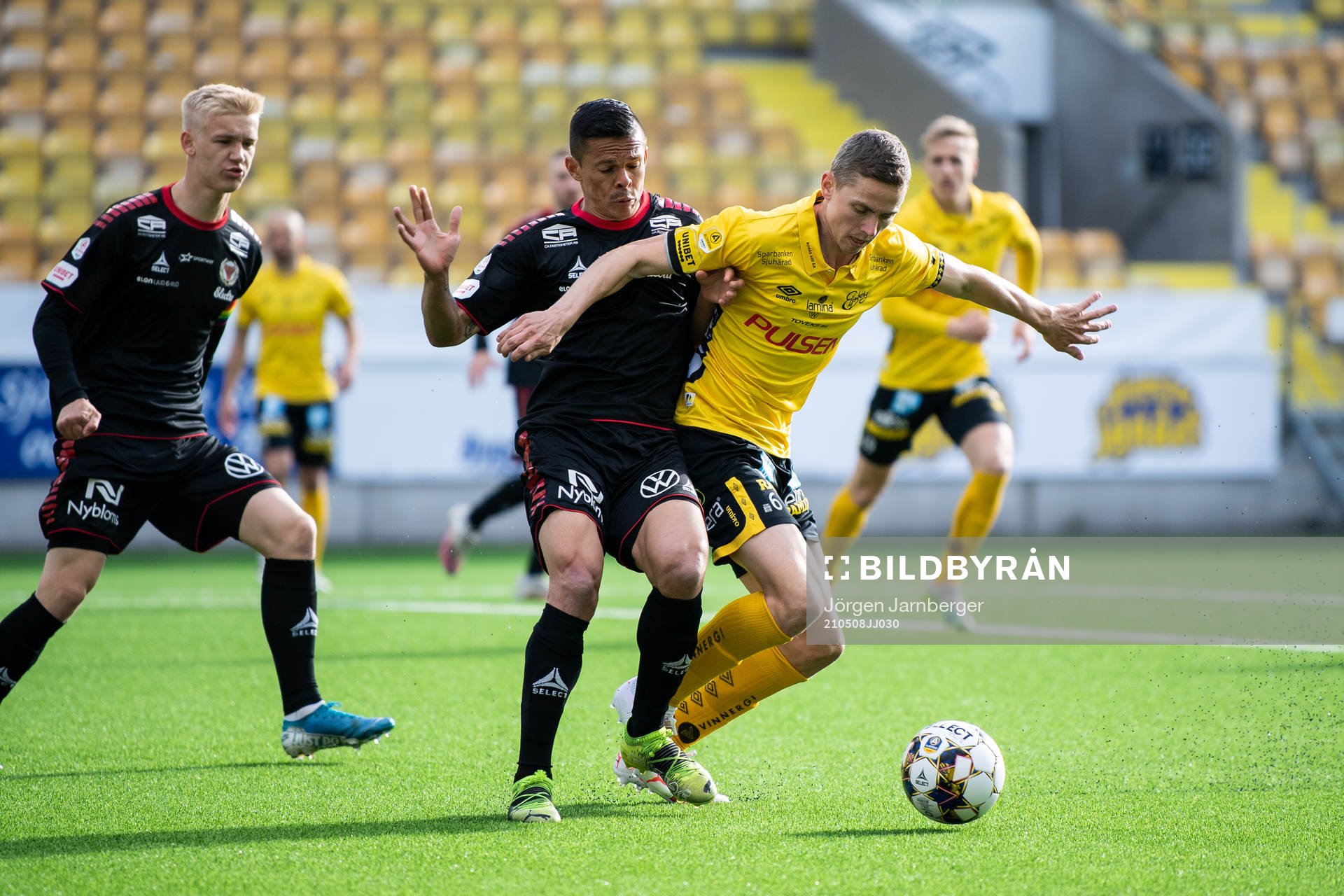 Kalmars Romario Pereira Sipiao och Elfsborgs André Rømer