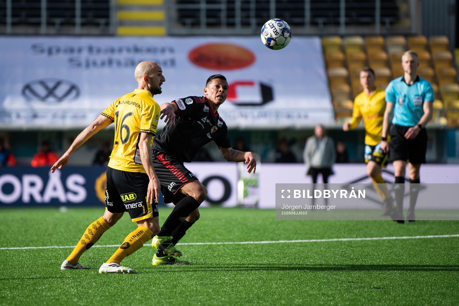 Elfsborgs Robert Gojani och Kalmars Romario Pereira Sipiao