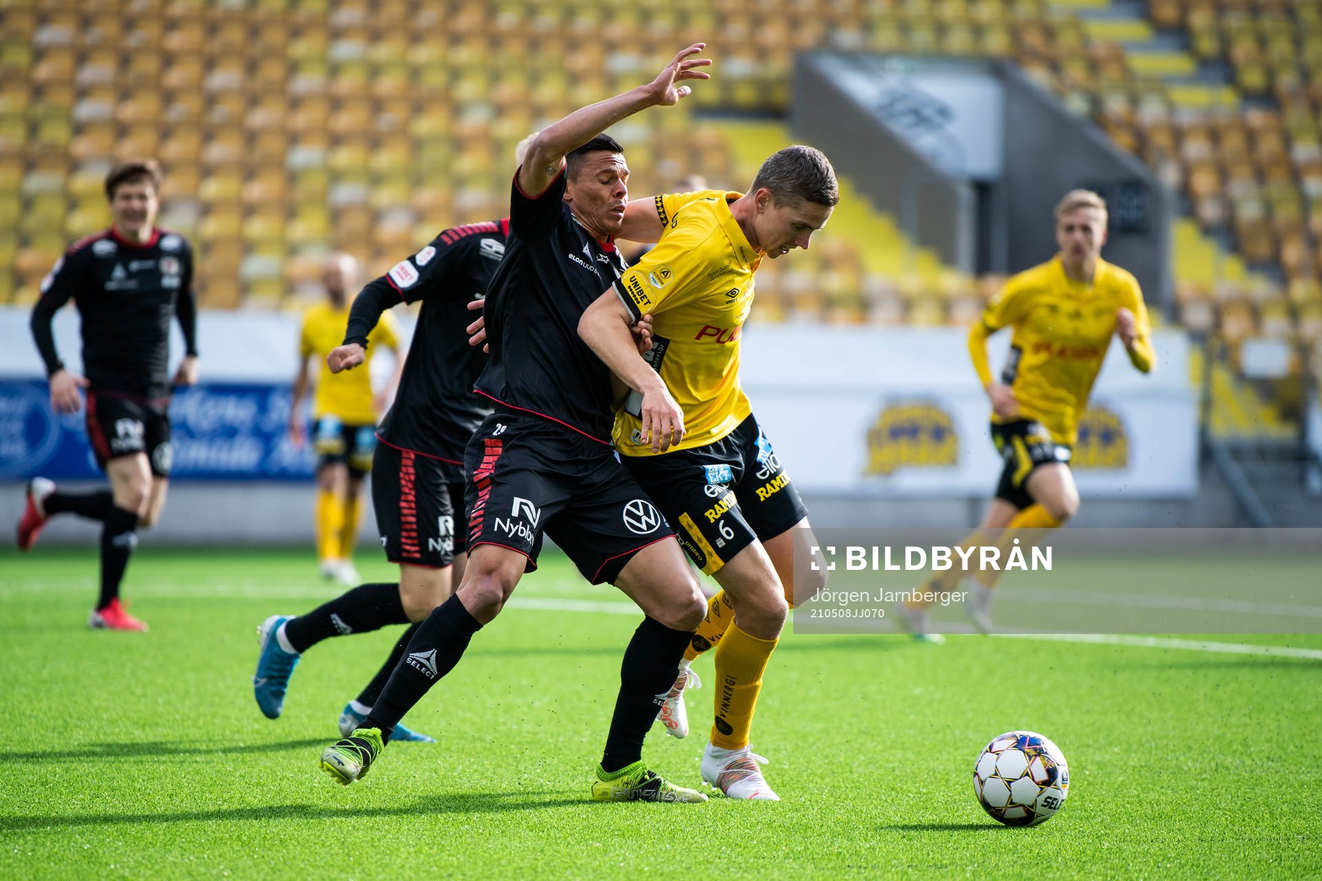 Kalmars Romario Pereira Sipiao och Elfsborgs André Rømer