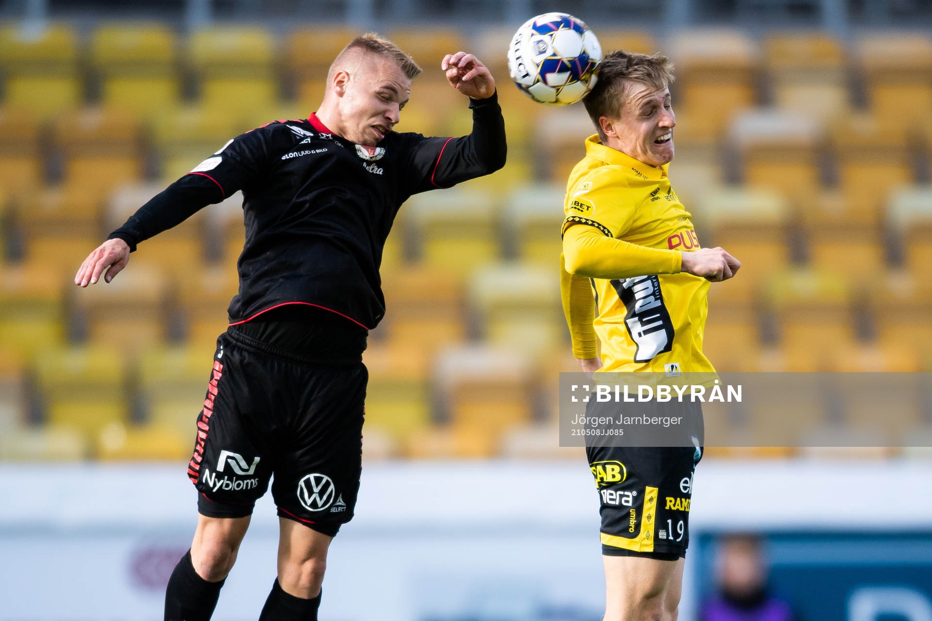 Kalmars Sebastian Ring och Elfsborgs Jeppe Møldrup Okkels