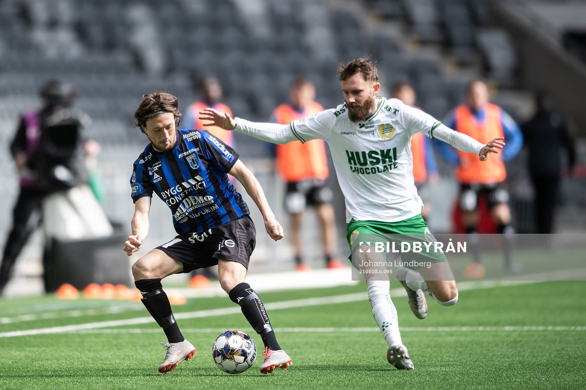 Sirius Axel Björnström och Hammarbys Mads Fenger Nielsen