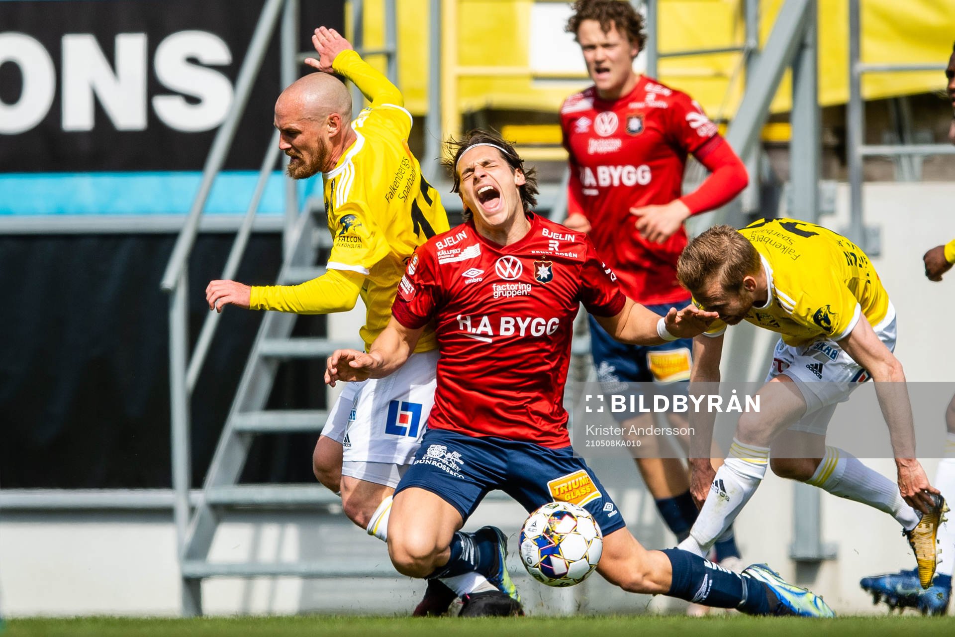 Örgrytes Kevin Ackermann får ont