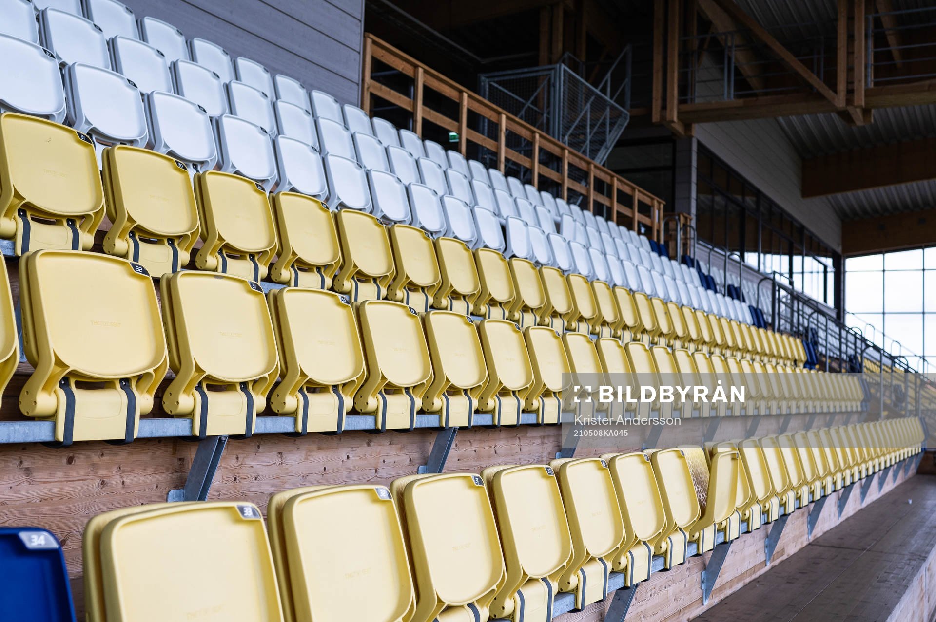 Tomma stolar på Falcon Alkoholfri Arena före