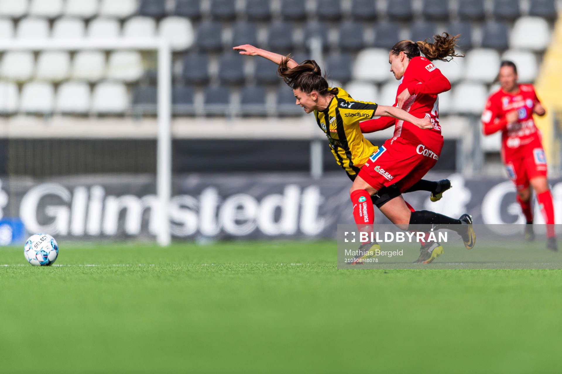 Häckens Pauline Hammarlund och Linköpings Emma Lennartsson