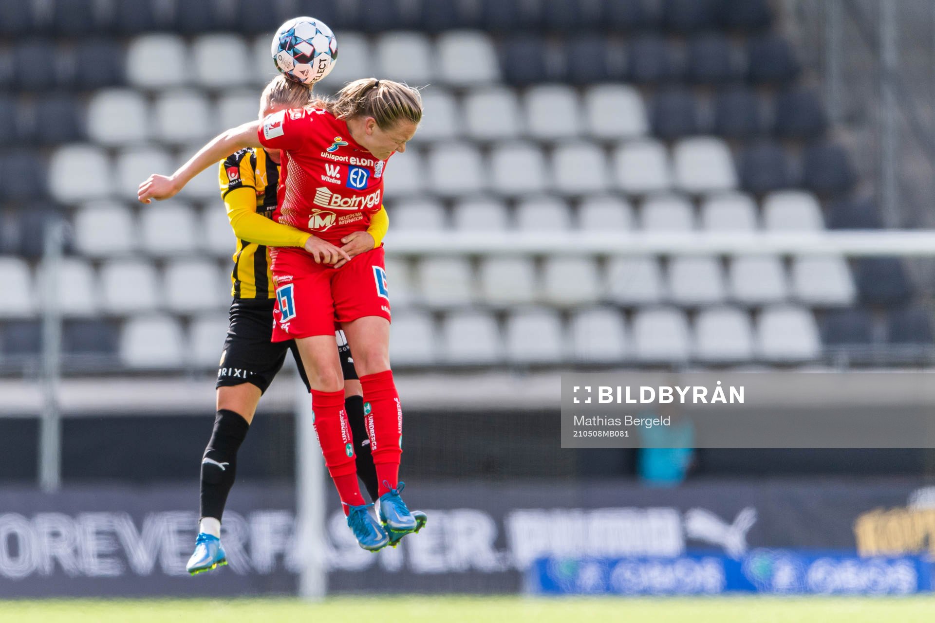 Häckens Filippa Curmark och Linköpings Frida Leonhardsen